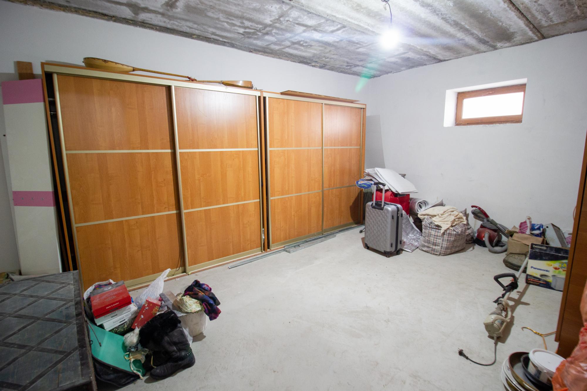 8-комнантный квартира, 267.0 м²,Баян батыра за 64 000 000