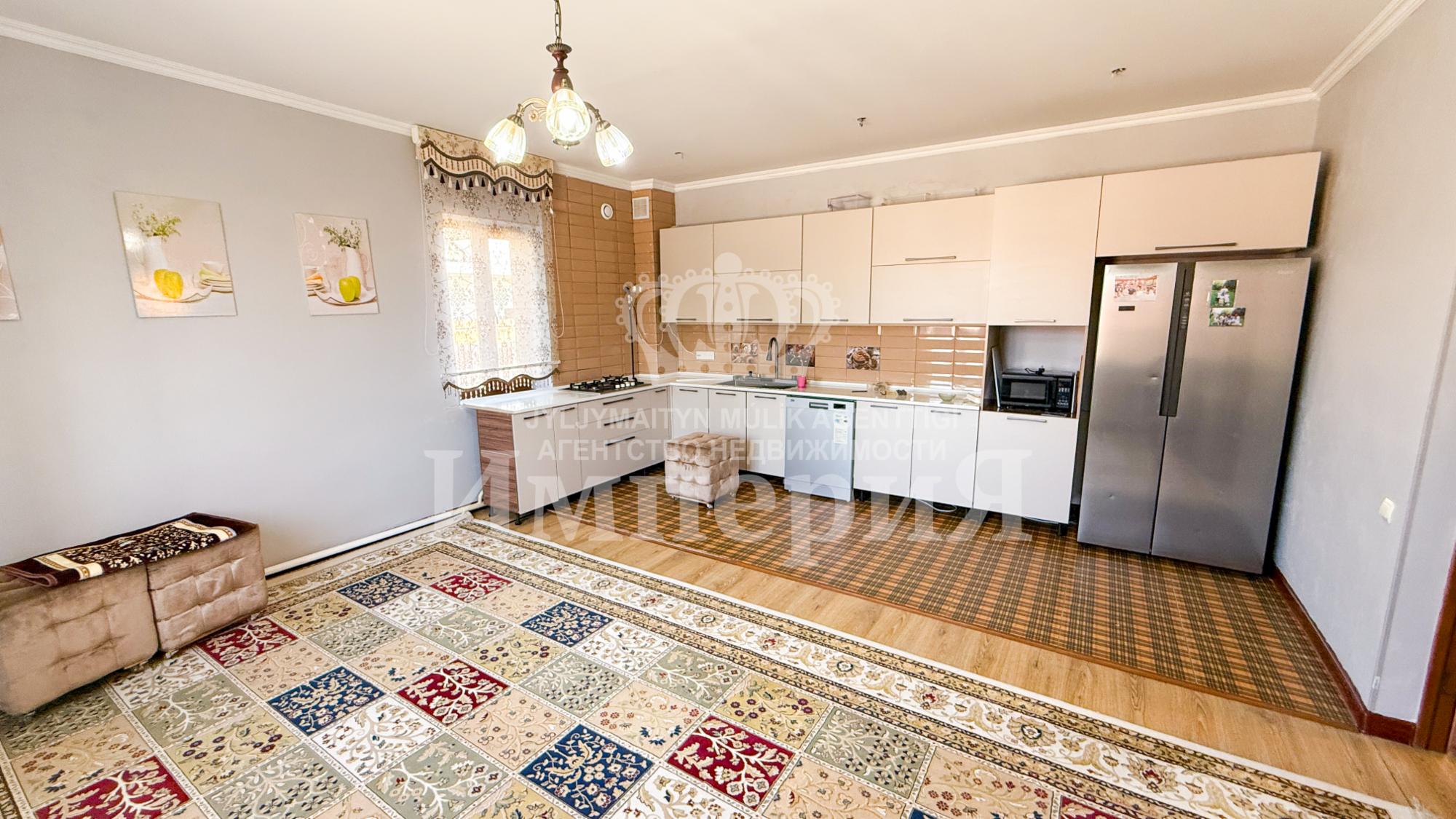 6-комнантный квартира, 239.0 м²,Новый переулок за 70 000 000
