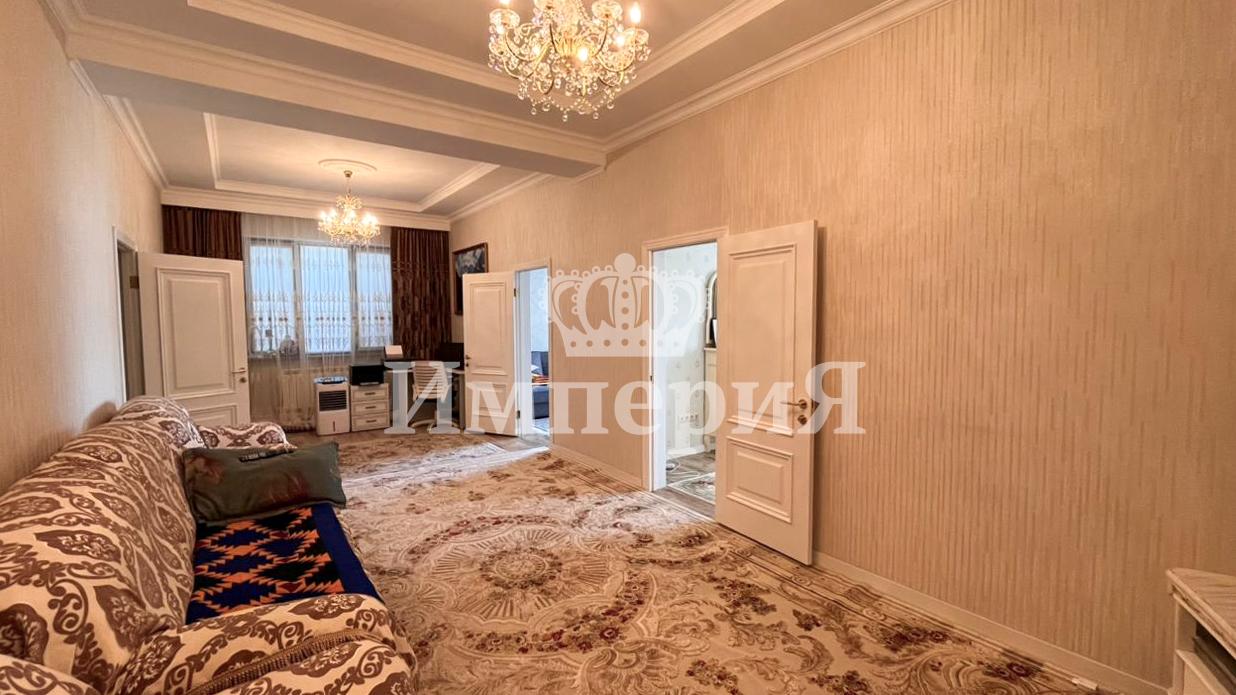 5-комнантный квартира, 168.0 м²,Казыбаева за 70 000 000