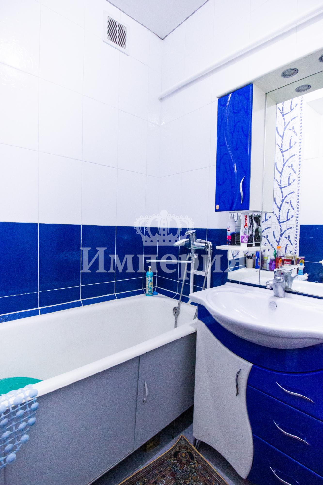 4-комнантная квартира, 85.0 м²,4 мкр за 26 000 000