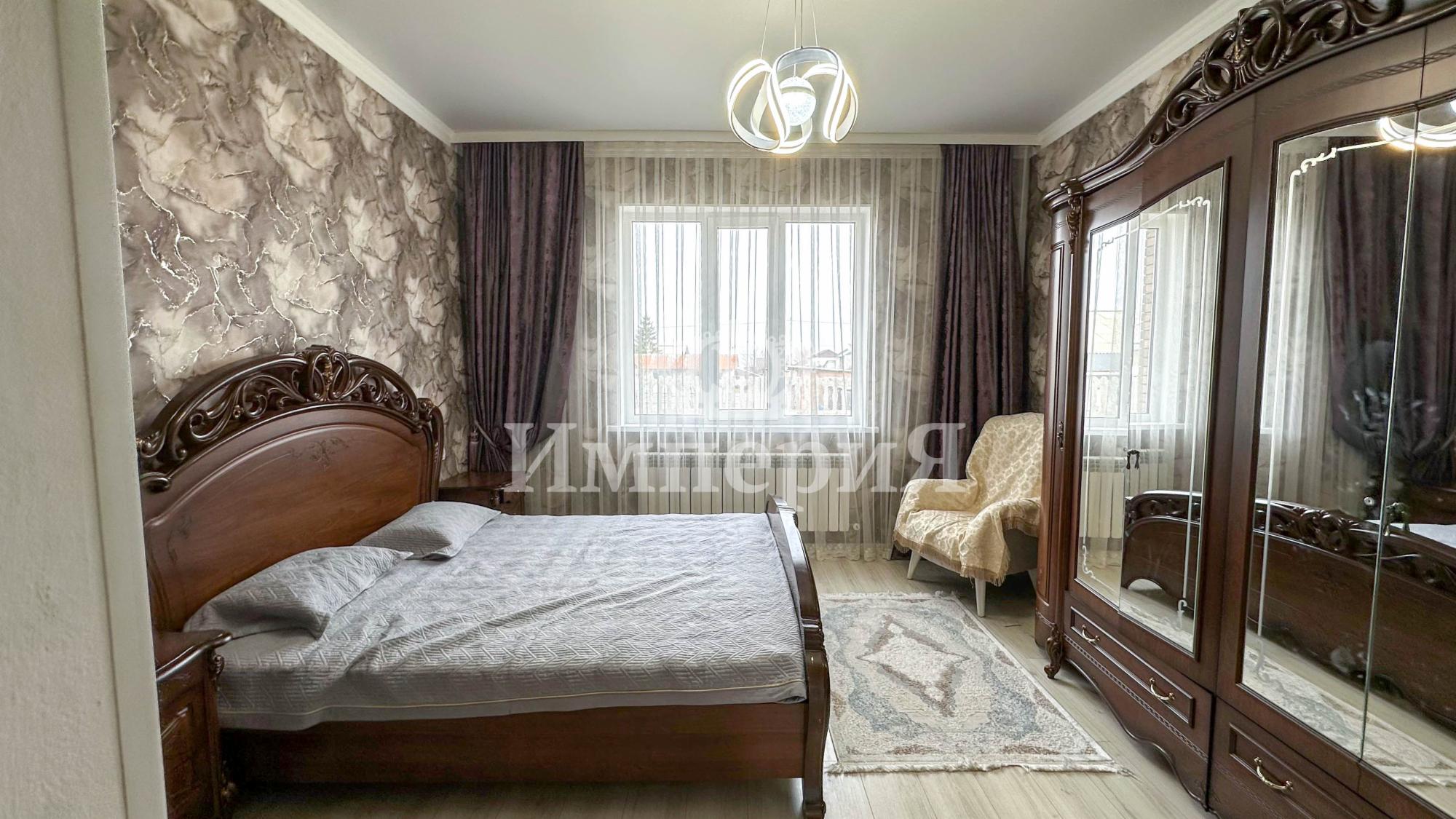 4-комнантный квартира, 165.0 м²,Дутова за 58 000 000