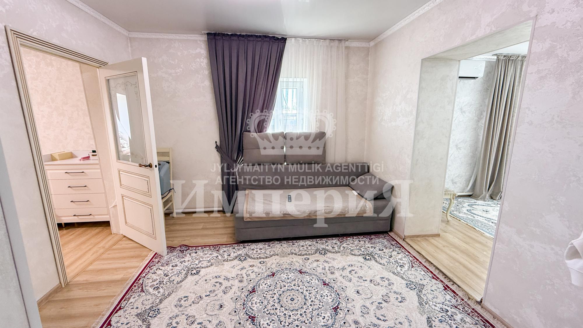 4-комнантный квартира, 90.0 м²,Мерекенова за 32 000 000