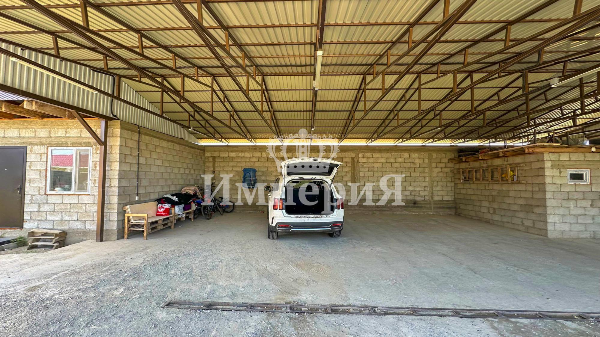 4-комнантный квартира, 144.0 м²,Абая за 47 500 000