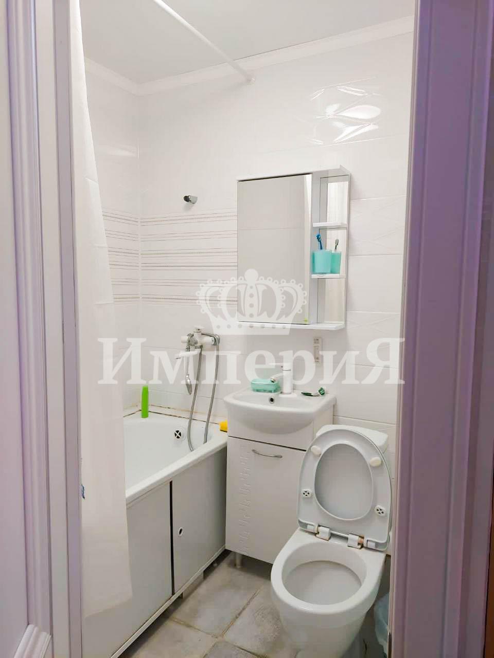 5-комнантная квартира, 97.0 м²,Толебаева за 34 000 000