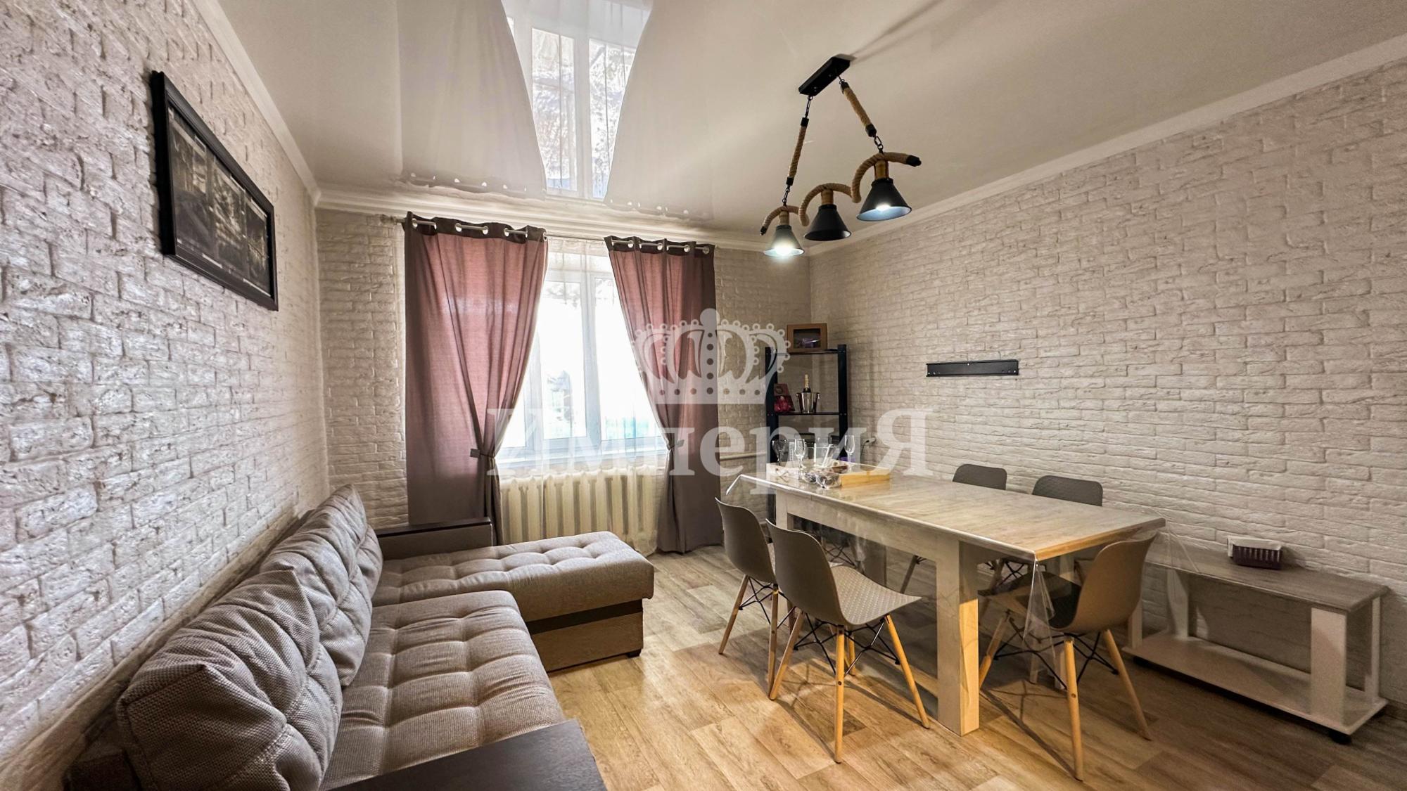 7-комнантный квартира, 230.0 м²,Садыкова за 40 000 000