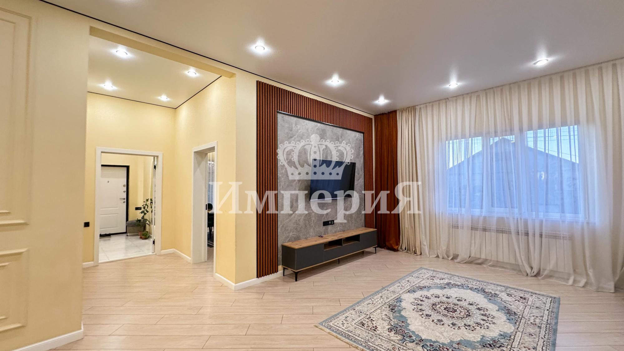 6-комнантный квартира, 180.0 м²,Избасарова за 67 000 000