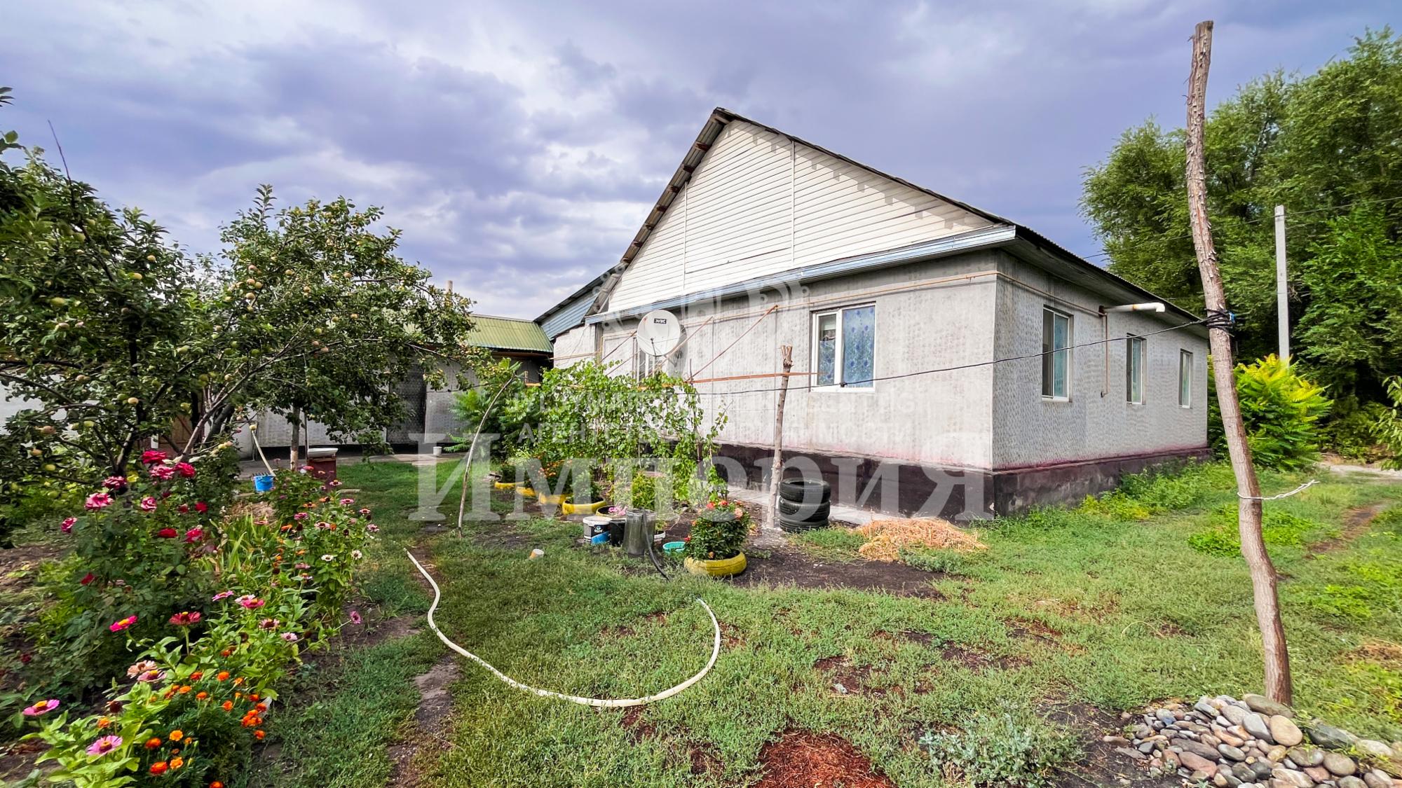4-комнантный квартира, 122.0 м²,Подобедова за 23 000 000