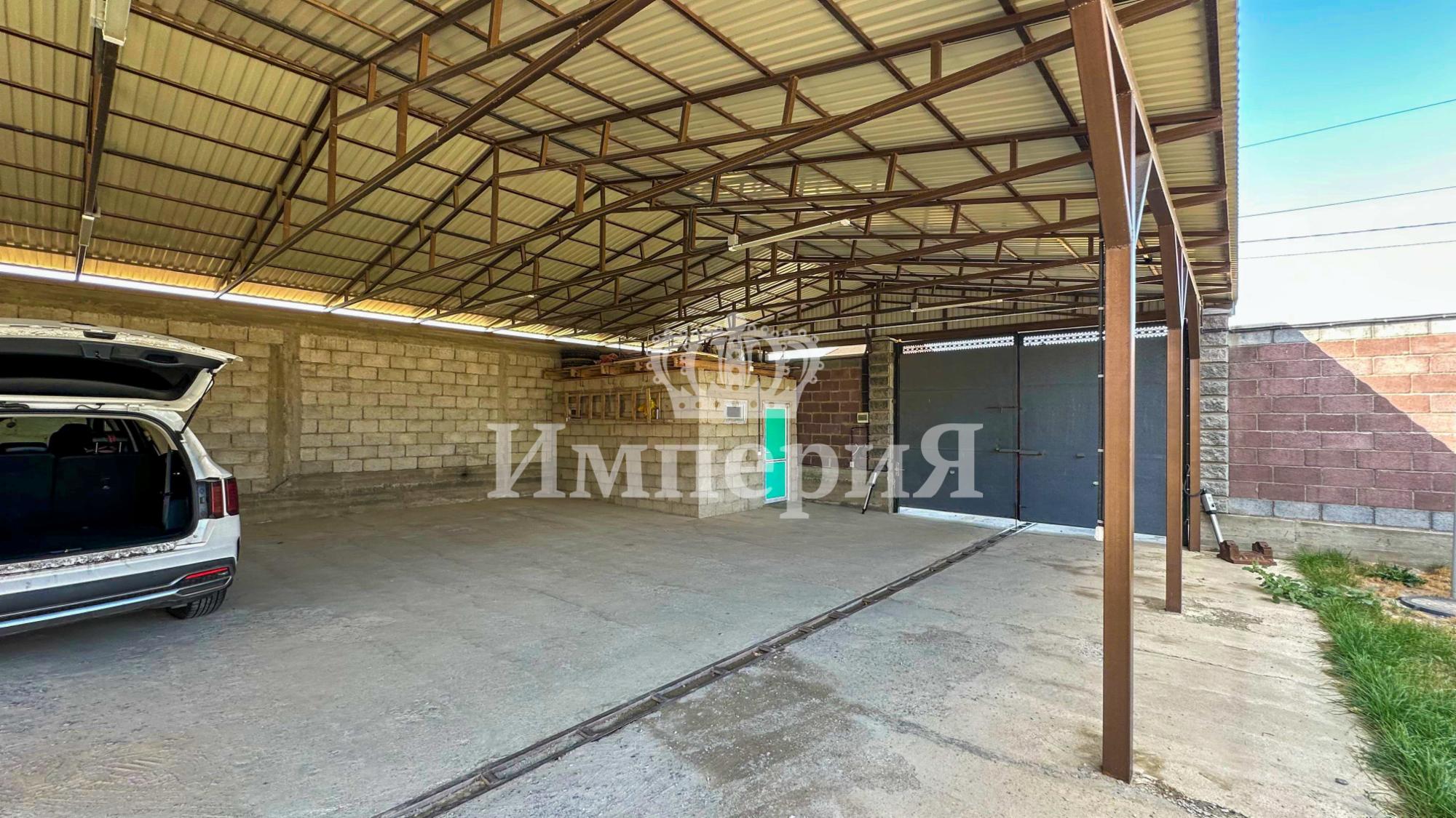 4-комнантный квартира, 144.0 м²,Абая за 47 500 000