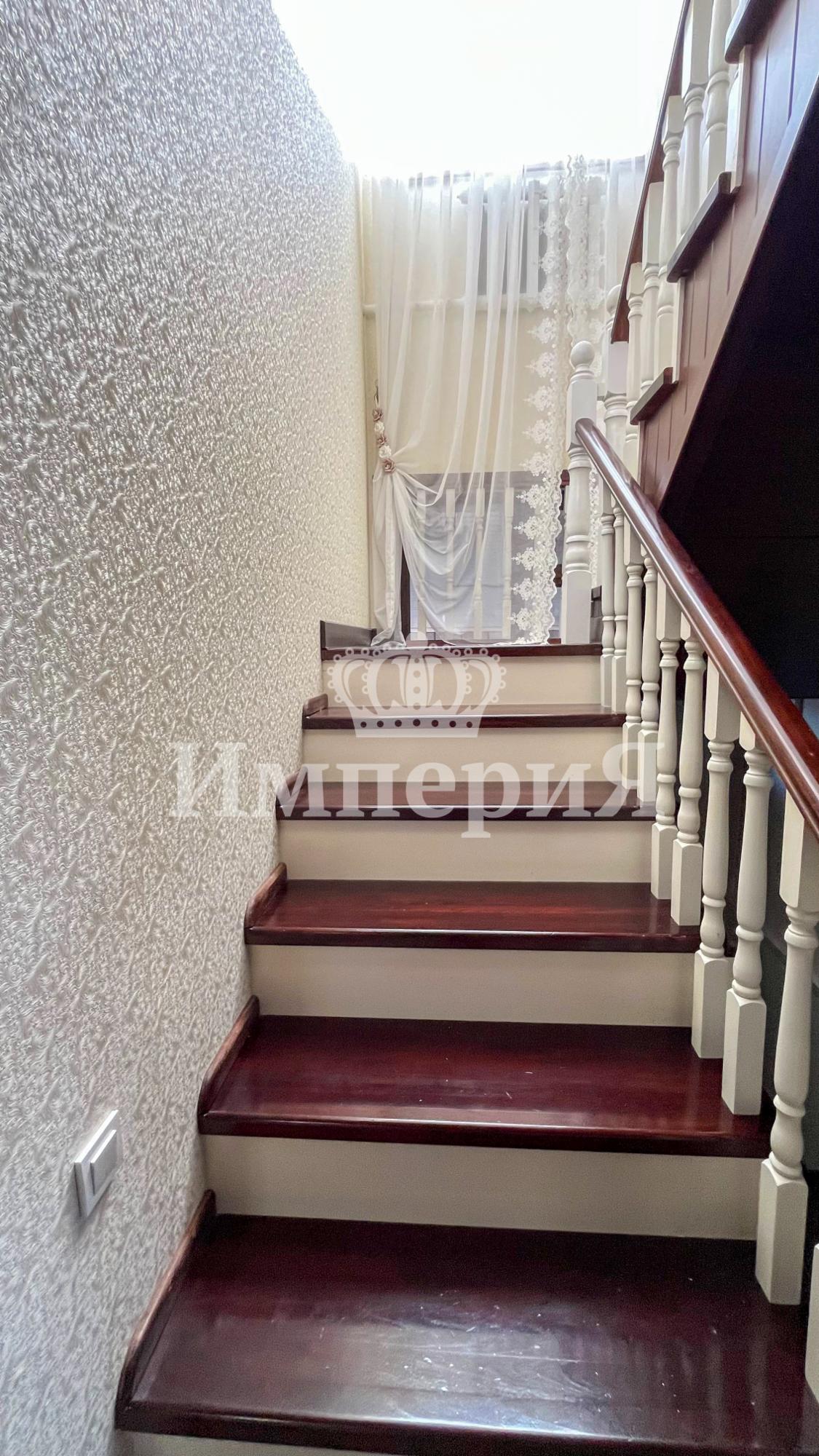 7-комнантный квартира, 293.1 м²,Есенберлина за 120 000 000