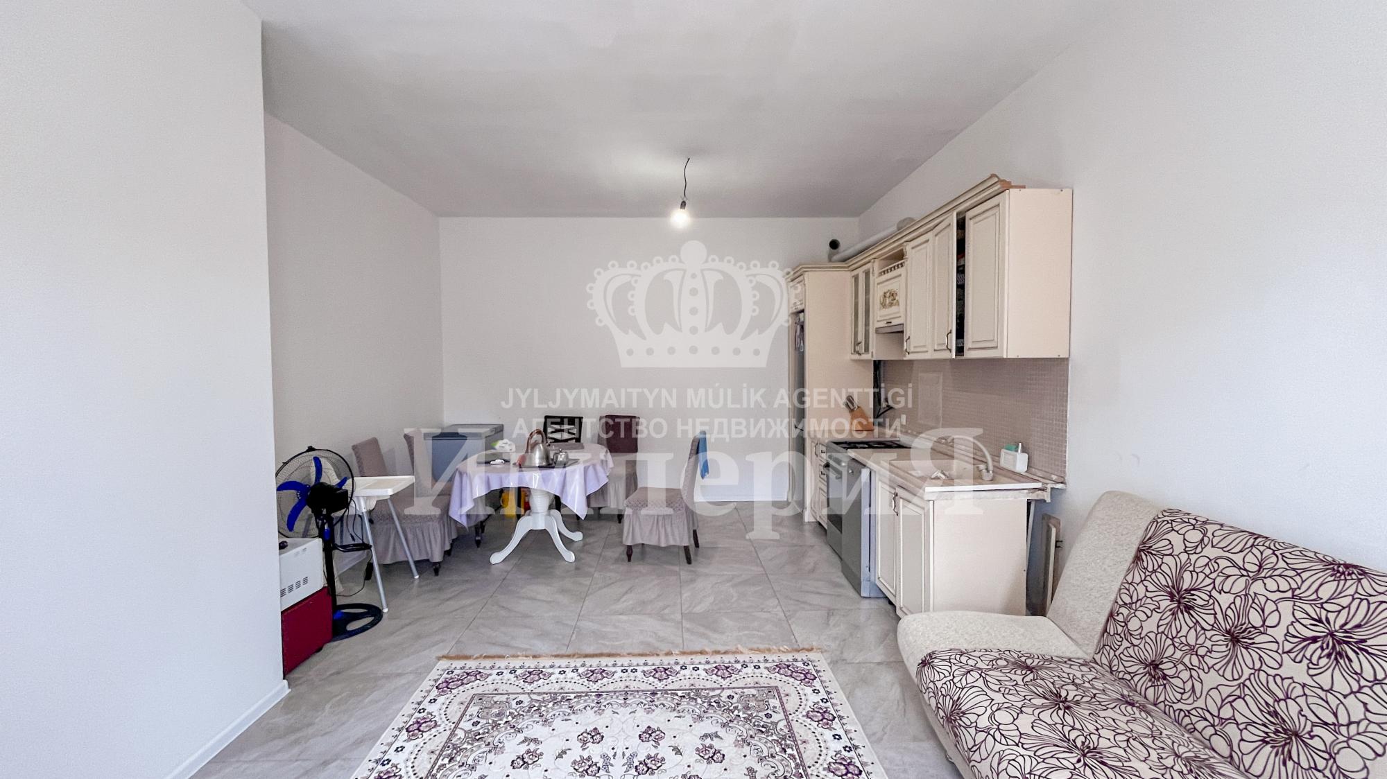 5-комнантный квартира, 144.0 м²,Базарбаева за 27 800 000