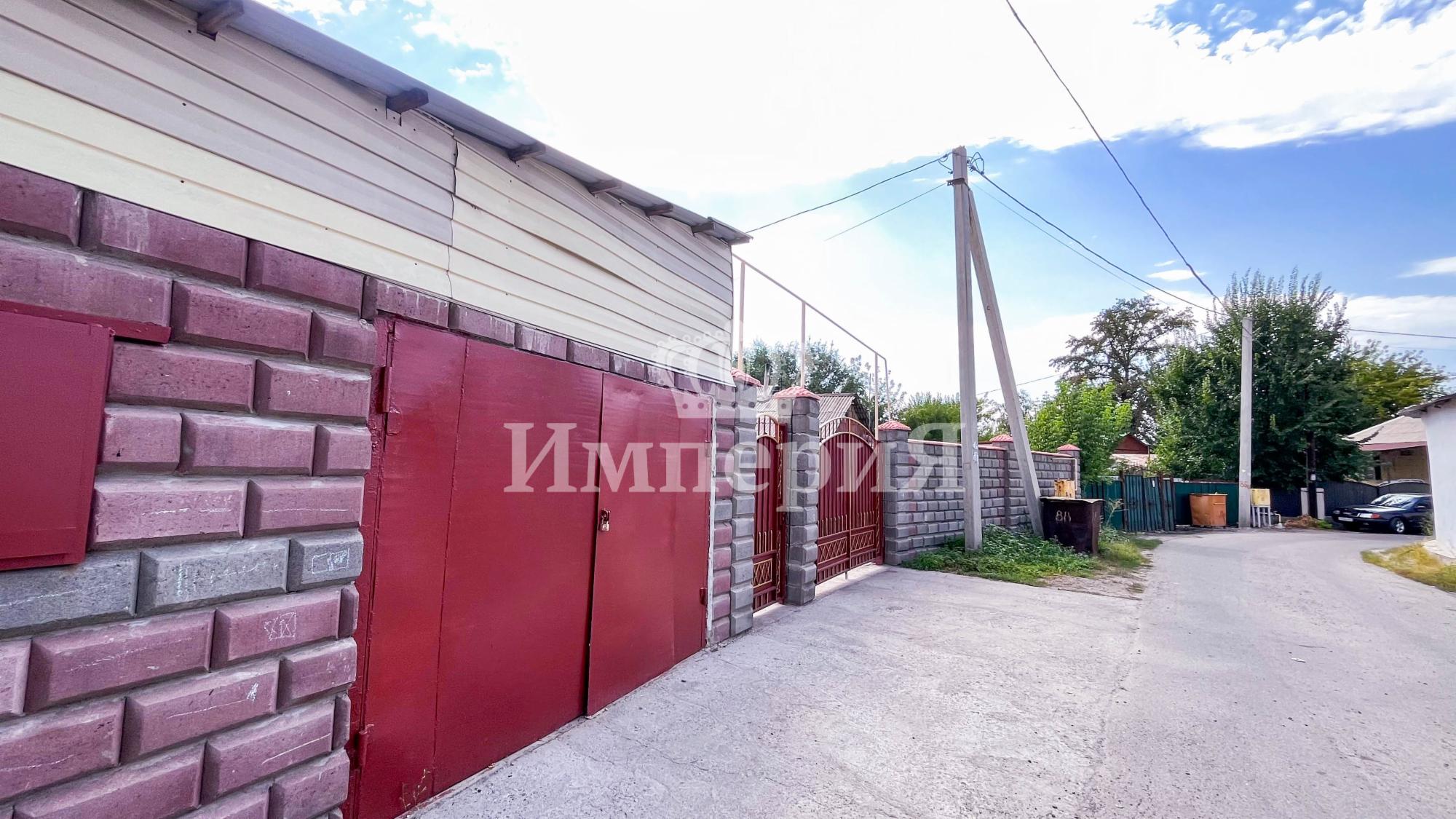 4-комнантный квартира, 74.0 м²,Брусиловского за 22 000 000