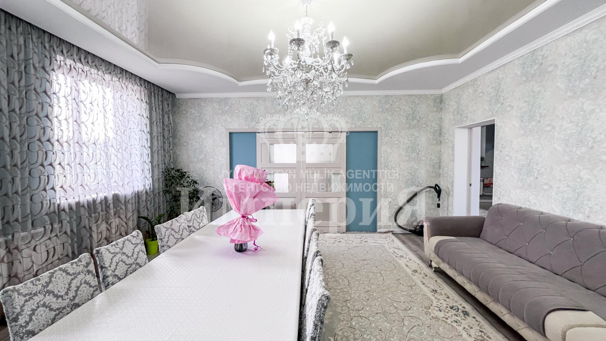 5-комнантный квартира, 168.0 м²,Нурлы Бастау за 48 000 000
