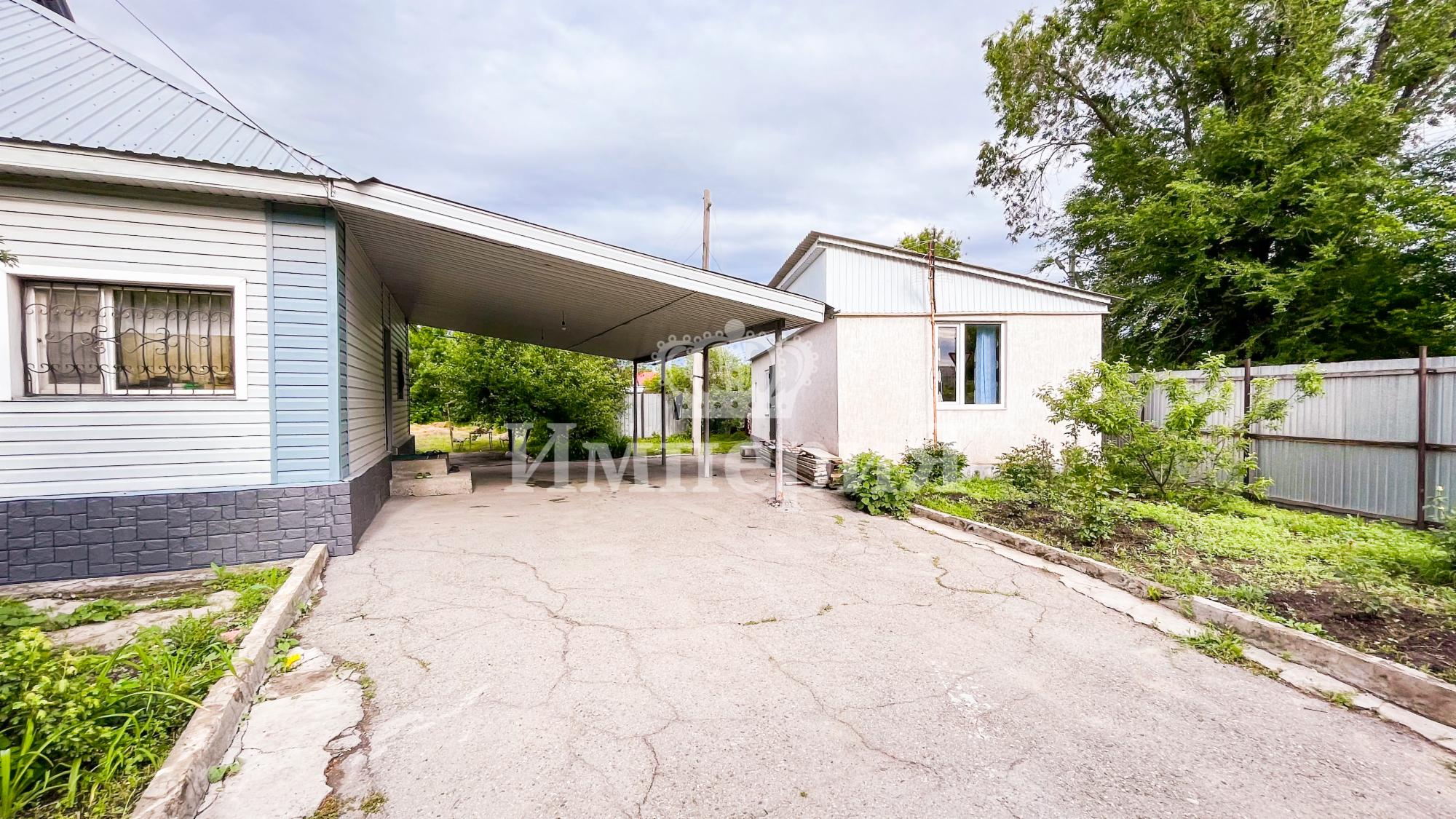 4-комнантный квартира, 120.0 м²,Казахстанская за 20 000 000