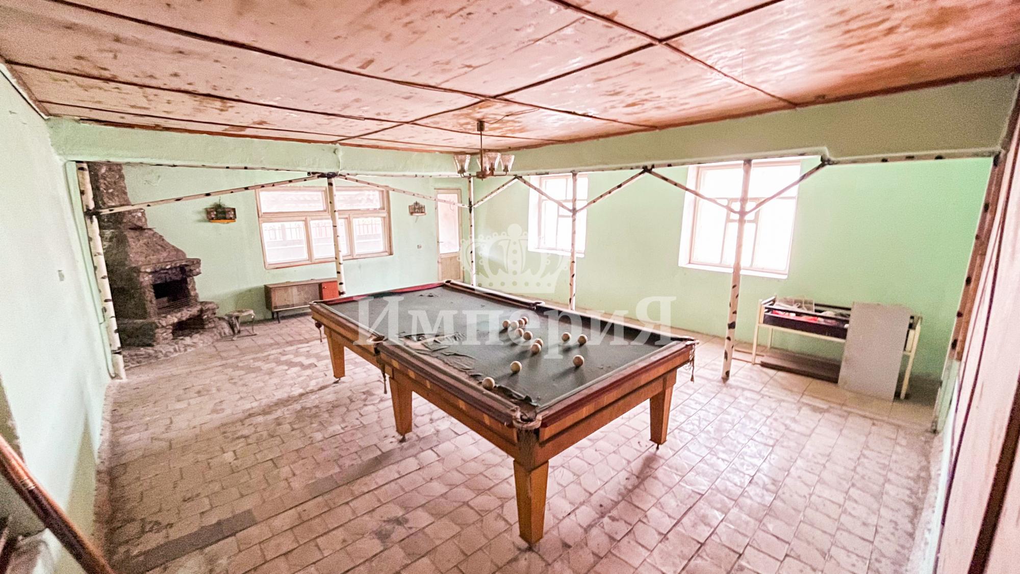 8-комнантный квартира, 270.0 м²,Циалковского за 32 000 000