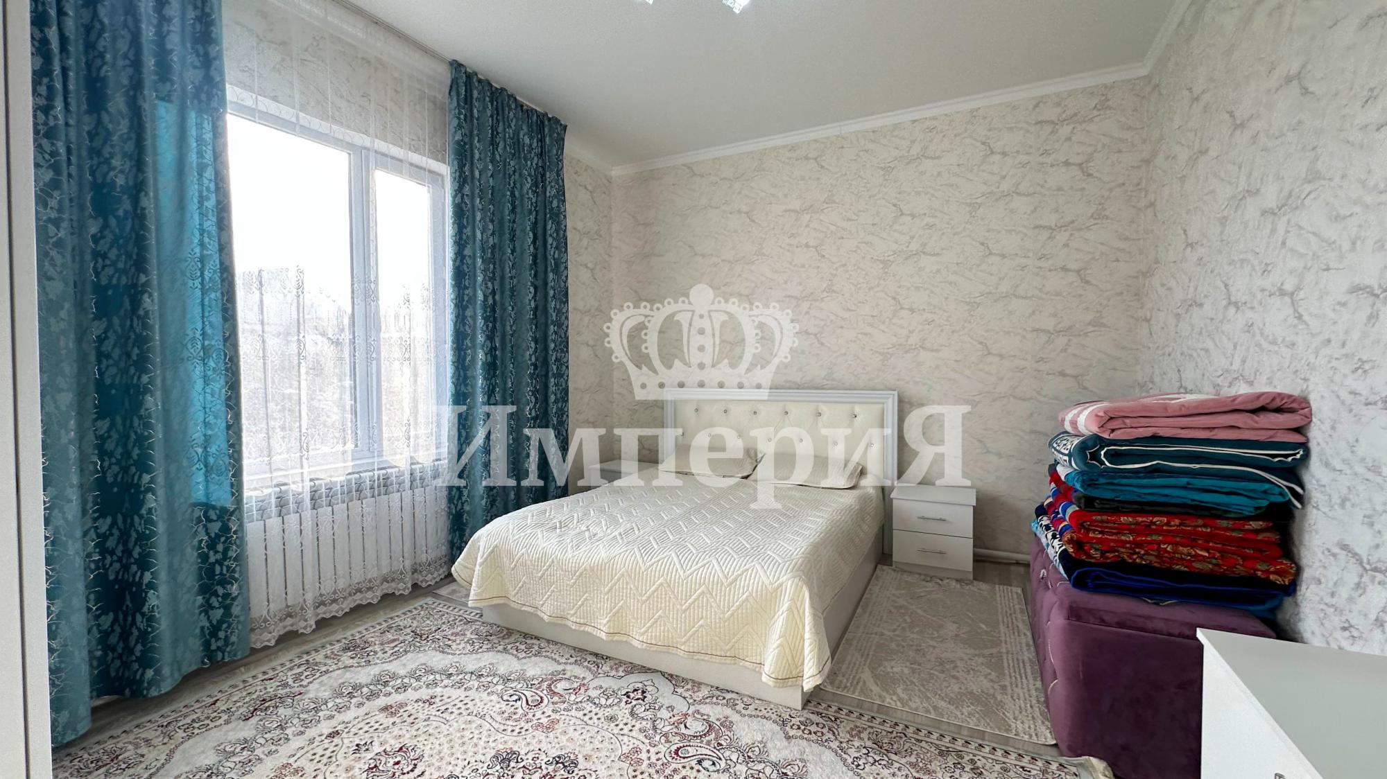 5-комнантный квартира, 160.0 м²,Байтурсынова за 56 000 000