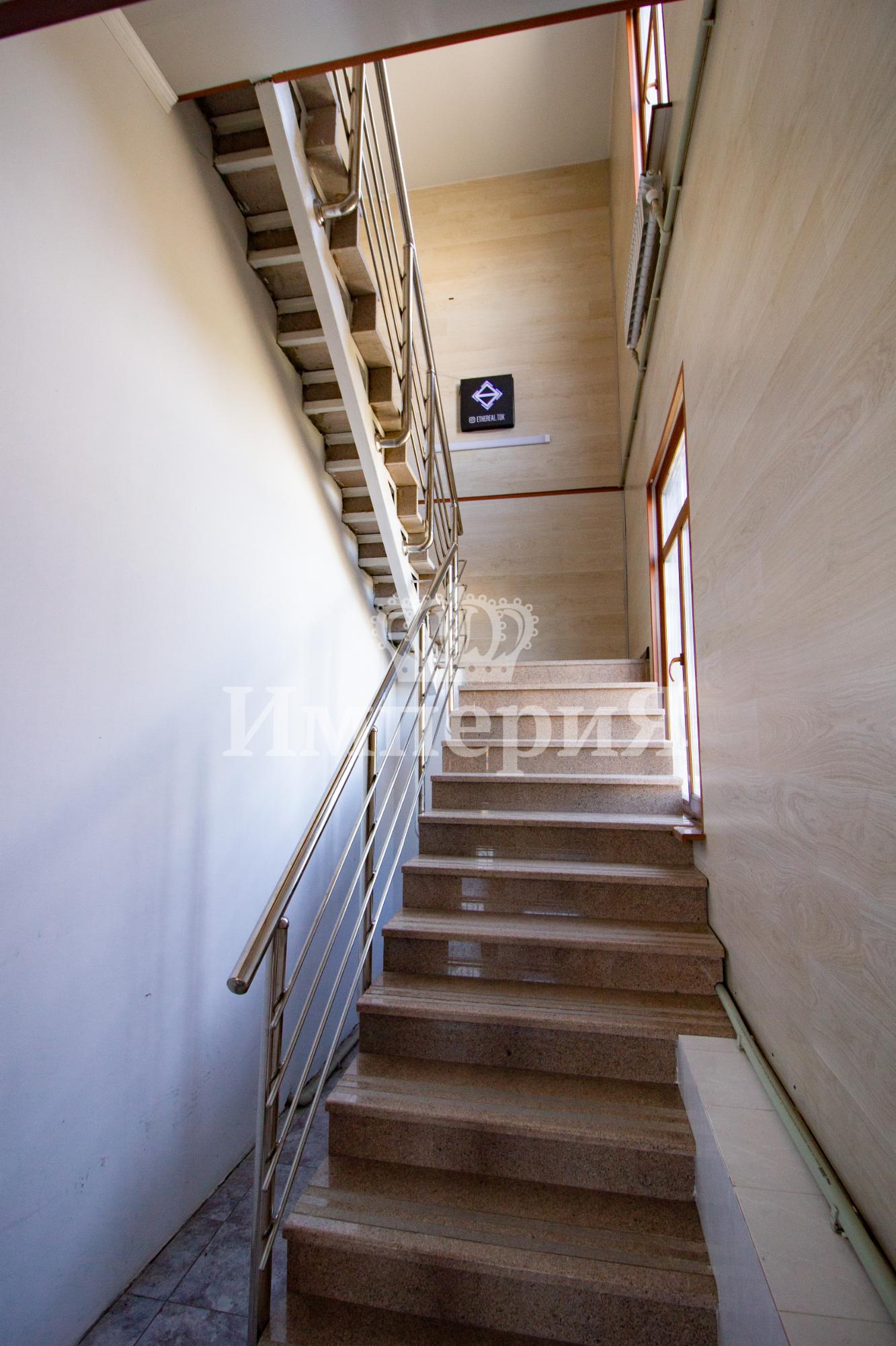 10-комнантный квартира, 327.0 м²,Кунаева за 95 000 000