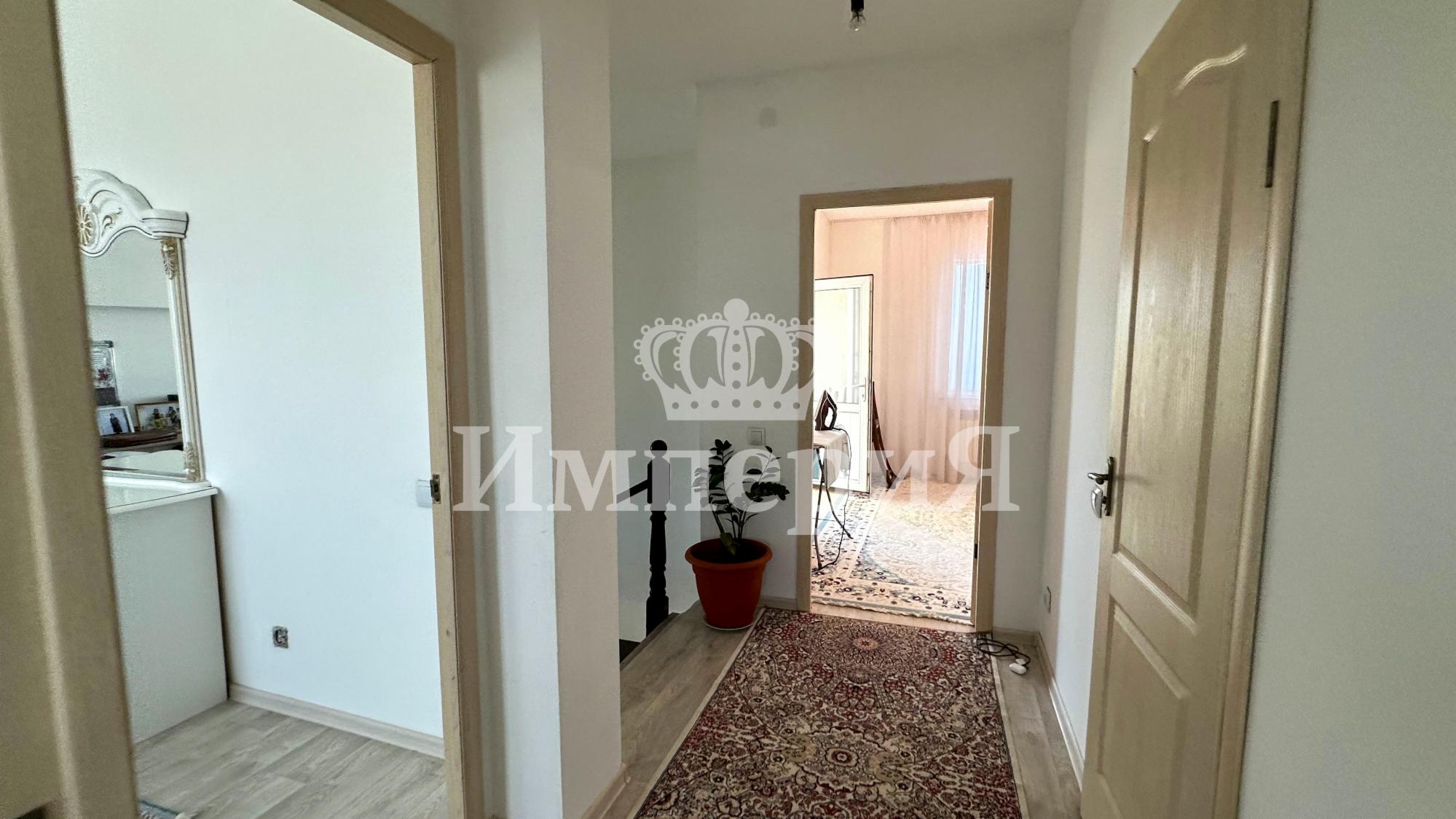 4-комнантный квартира, 145.0 м²,Абая за 30 000 000
