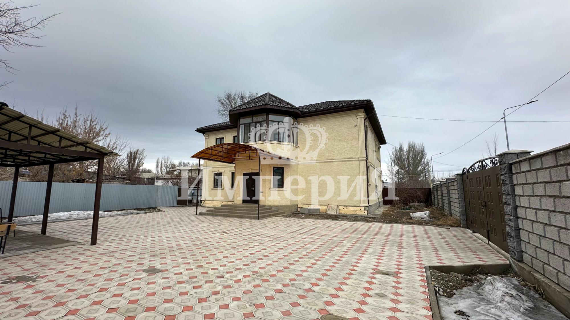 6-комнантный квартира, 310.0 м²,Айтыкова за 135 000 000