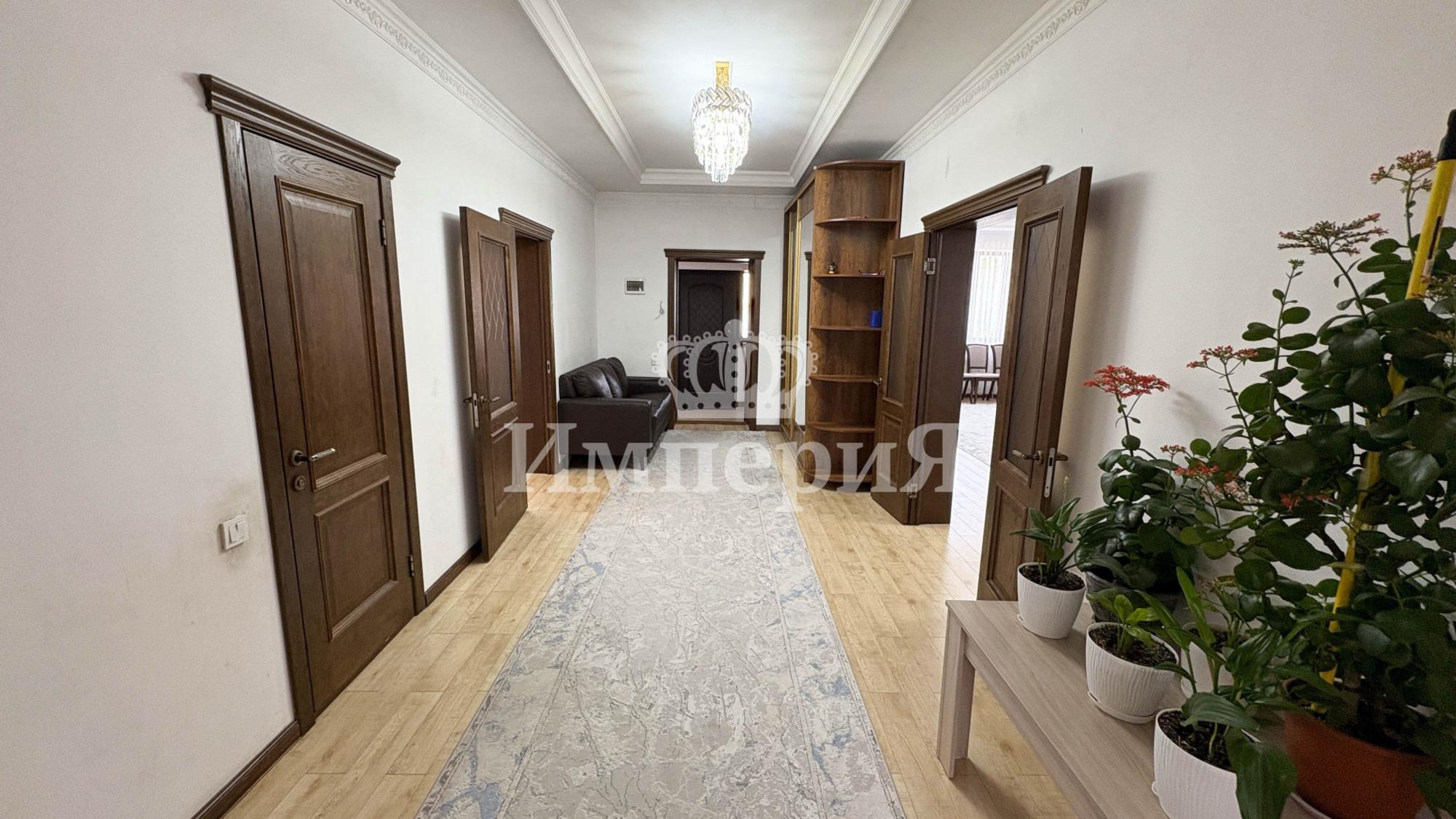 4-комнантный квартира, 160.0 м²,Жамбыла за 80 000 000