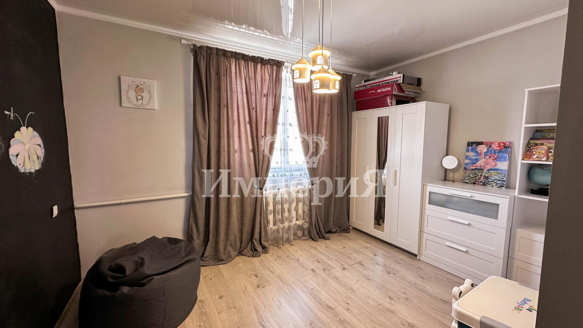 7-комнантный квартира, 230.0 м²,Садыкова за 40 000 000