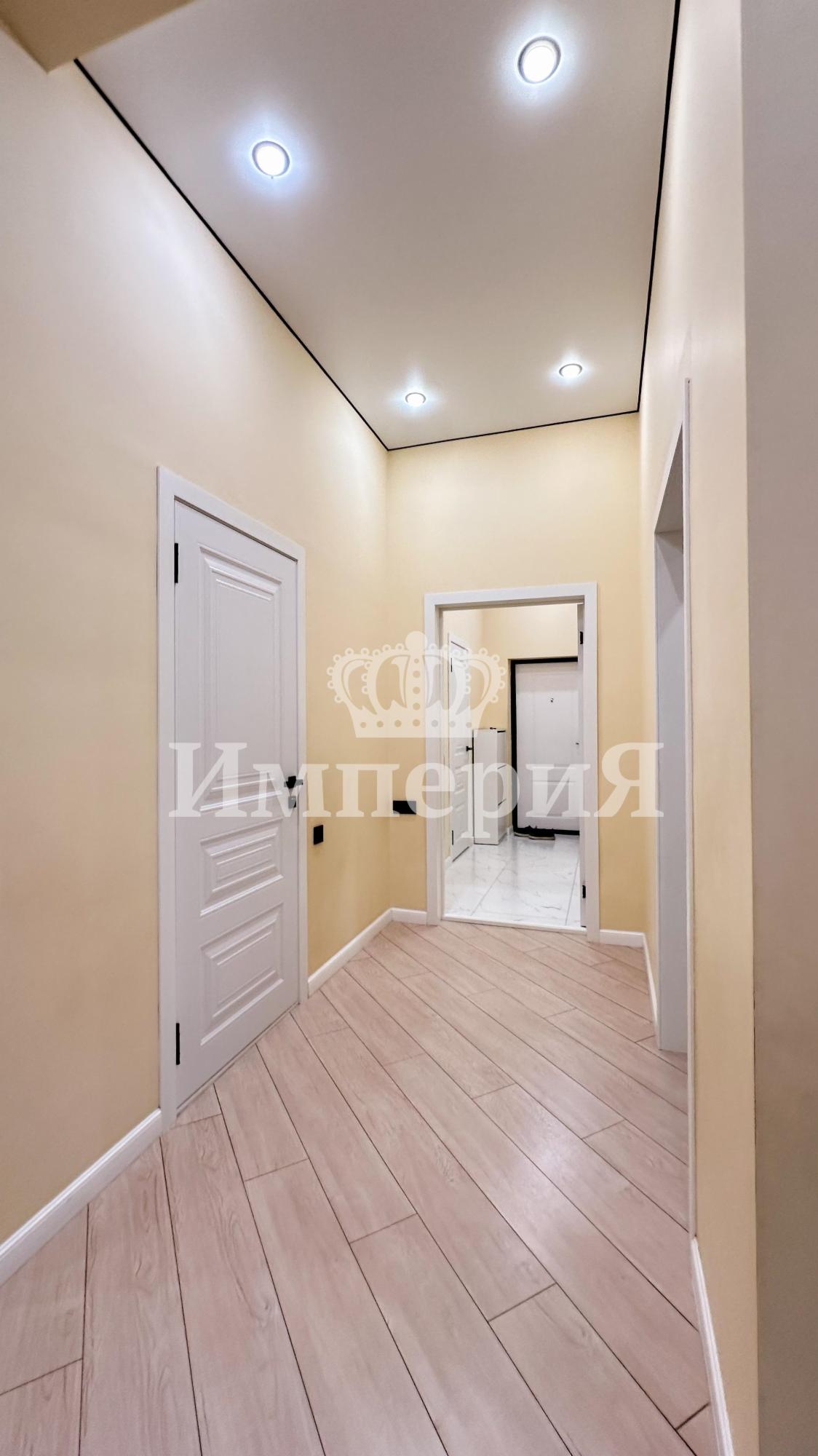 6-комнантный квартира, 180.0 м²,Избасарова за 67 000 000