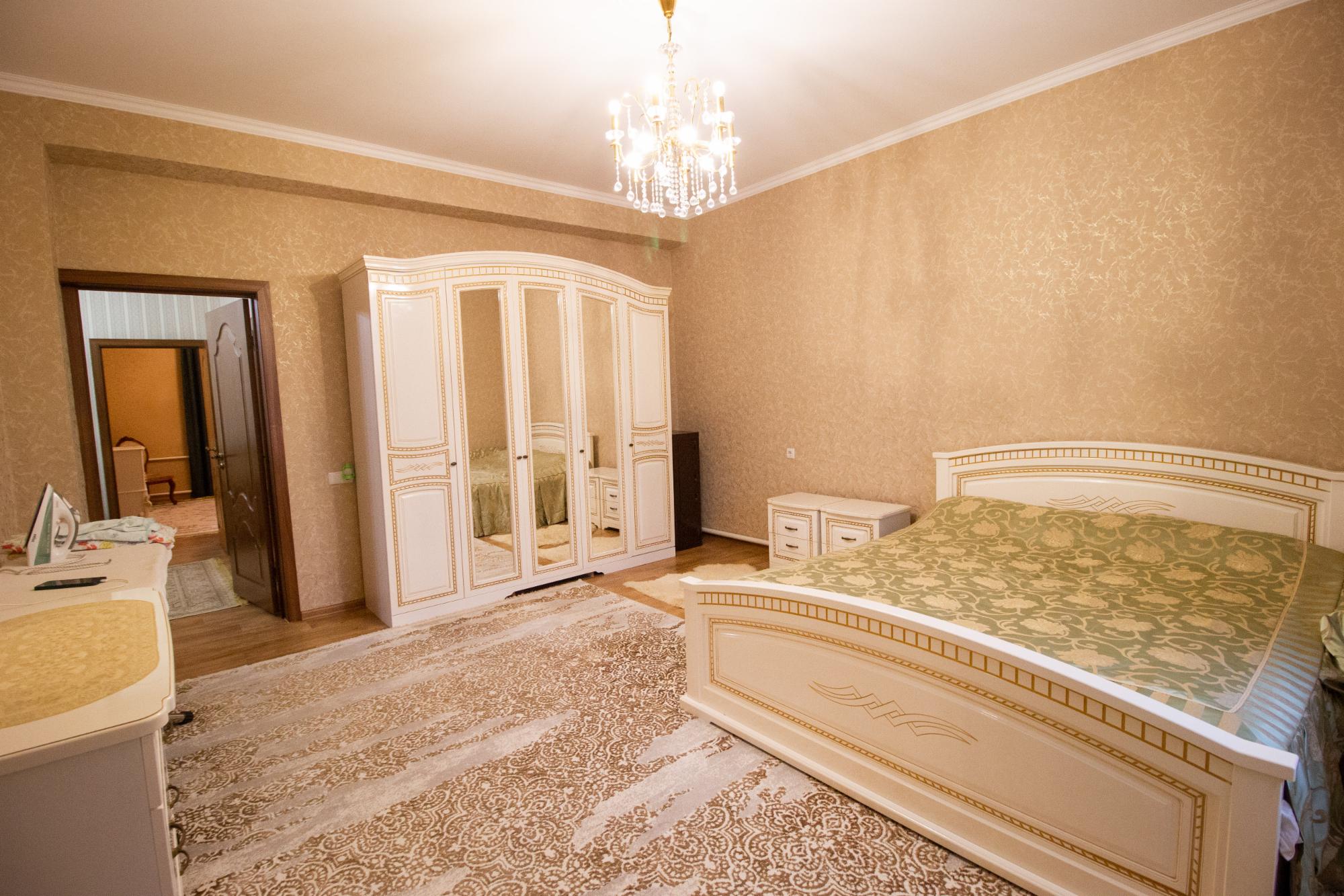 5-комнантный квартира, 220.0 м²,Восточный за 61 000 000