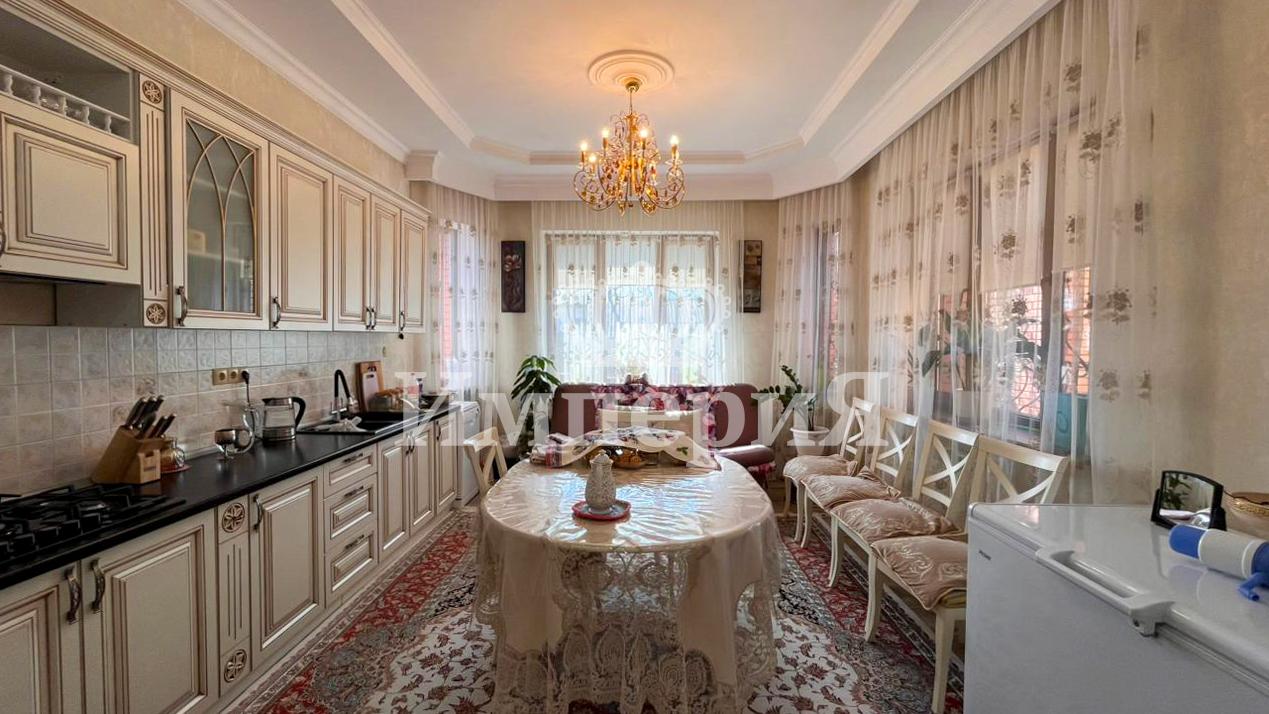 5-комнантный квартира, 168.0 м²,Казыбаева за 70 000 000