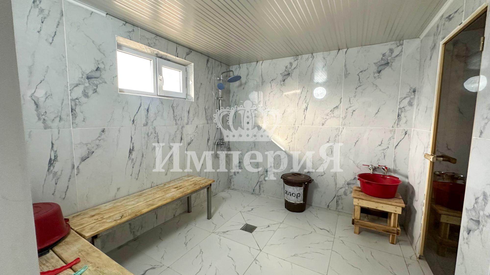 5-комнантный квартира, 160.0 м²,Байтурсынова за 56 000 000