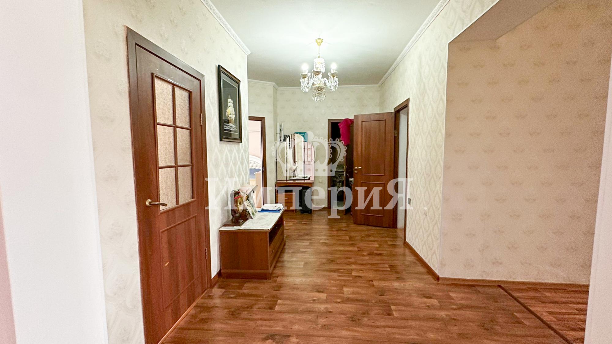 3-комнантный квартира, 165.0 м²,Кадыржанова за 60 000 000