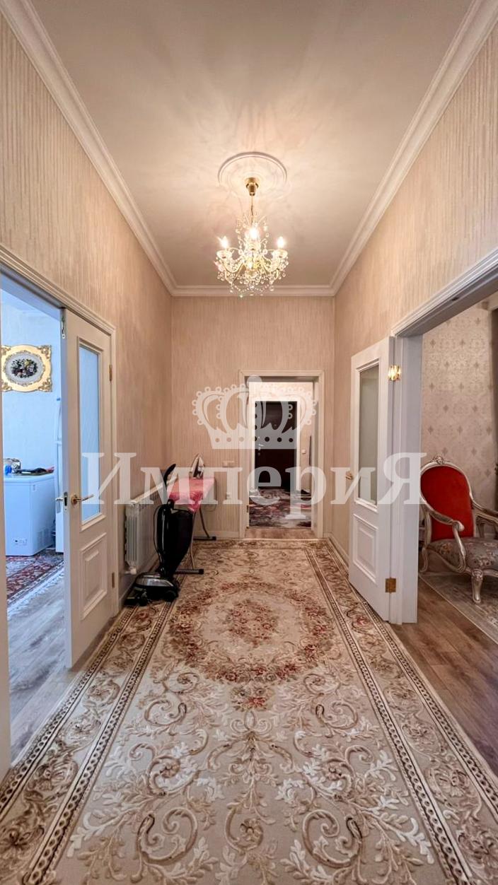 5-комнантный квартира, 168.0 м²,Казыбаева за 70 000 000