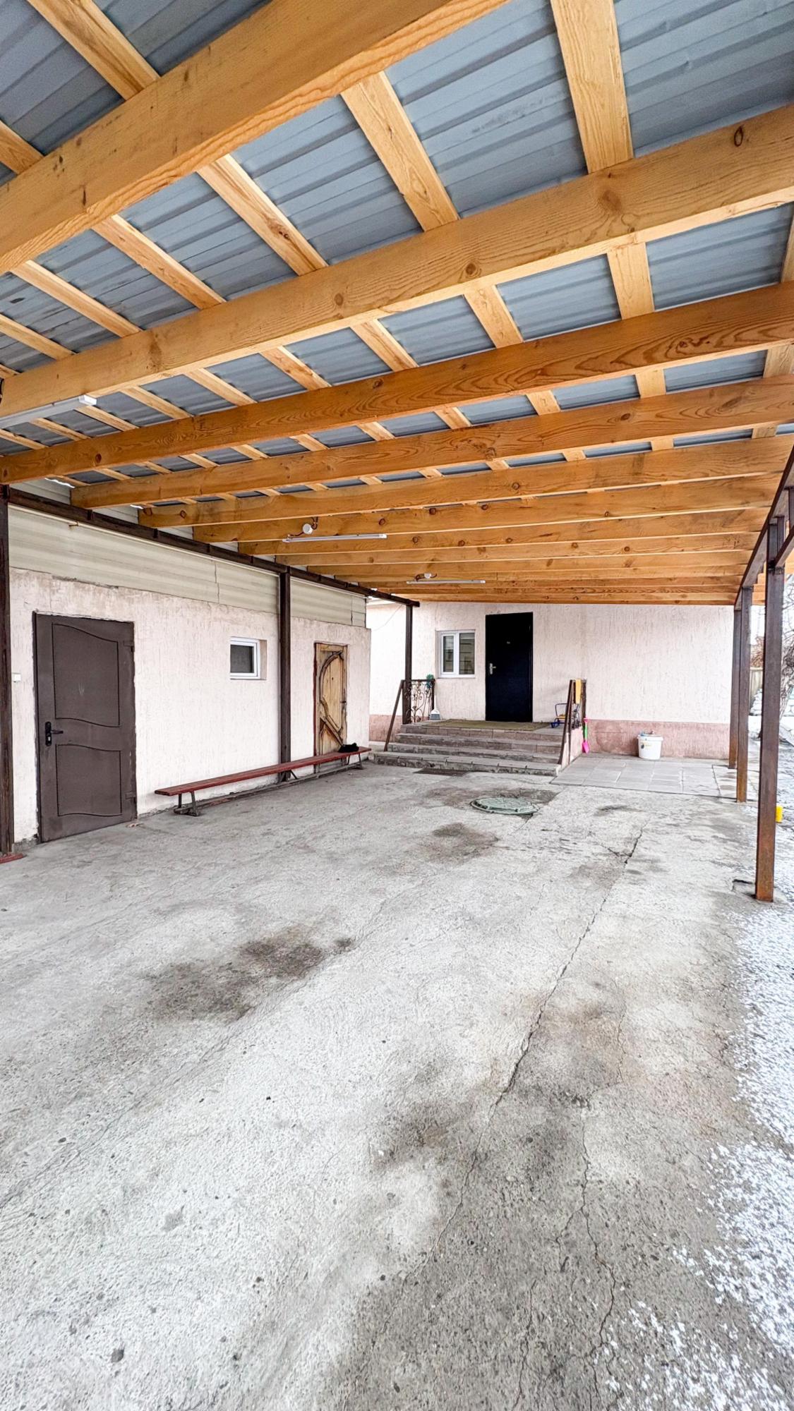 4-комнантный квартира, 74.0 м²,Брусиловского за 22 000 000