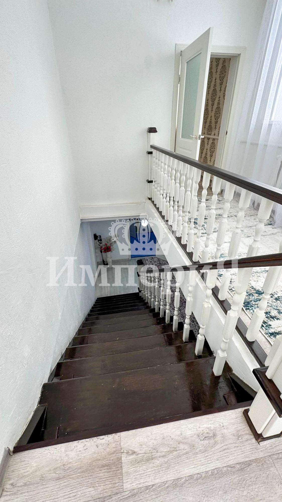 6-комнантный квартира, 380.0 м²,Чкалова за 51 000 000