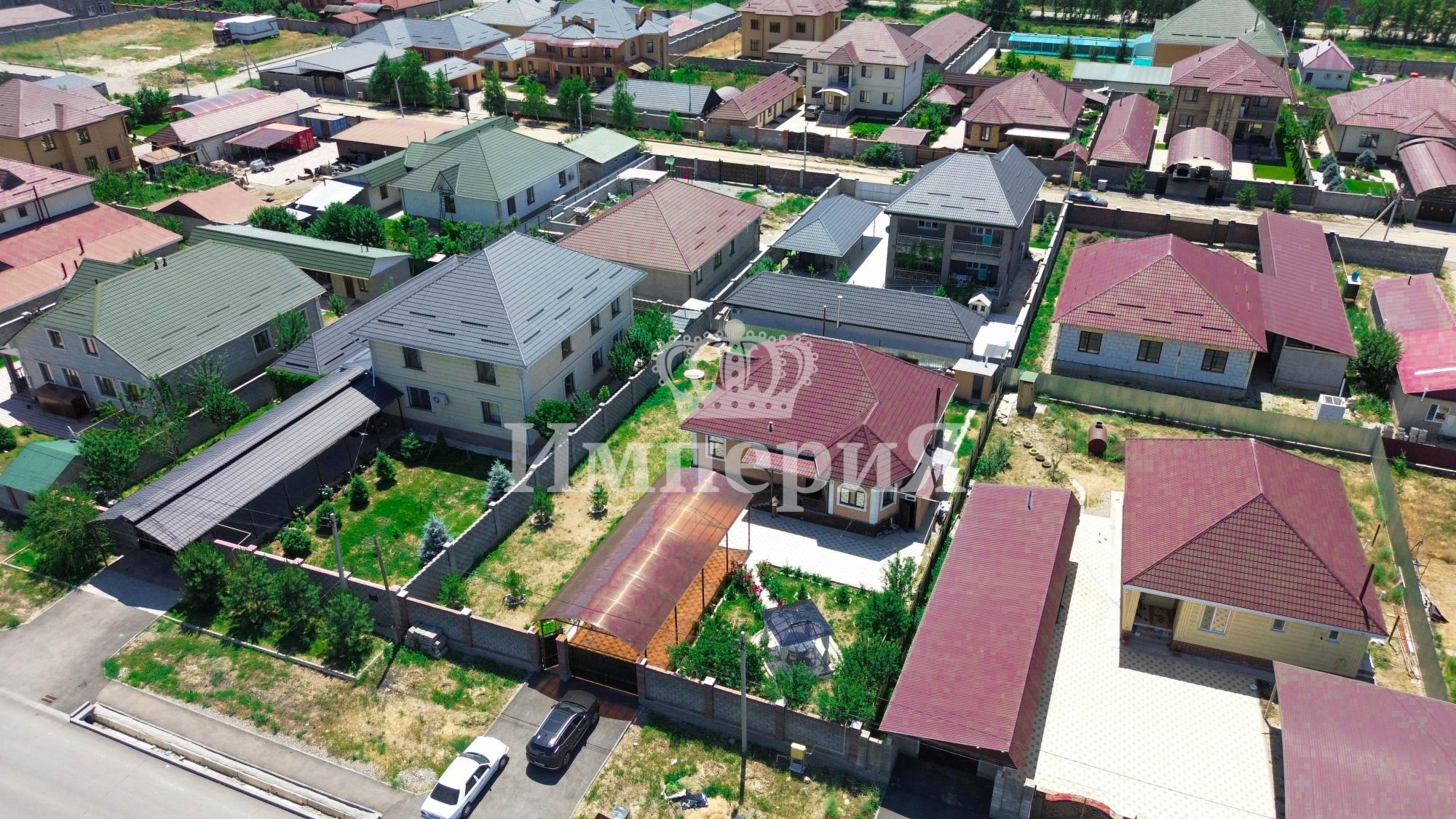 6-комнантный квартира, 160.0 м²,Есенберлина за 65 000 000