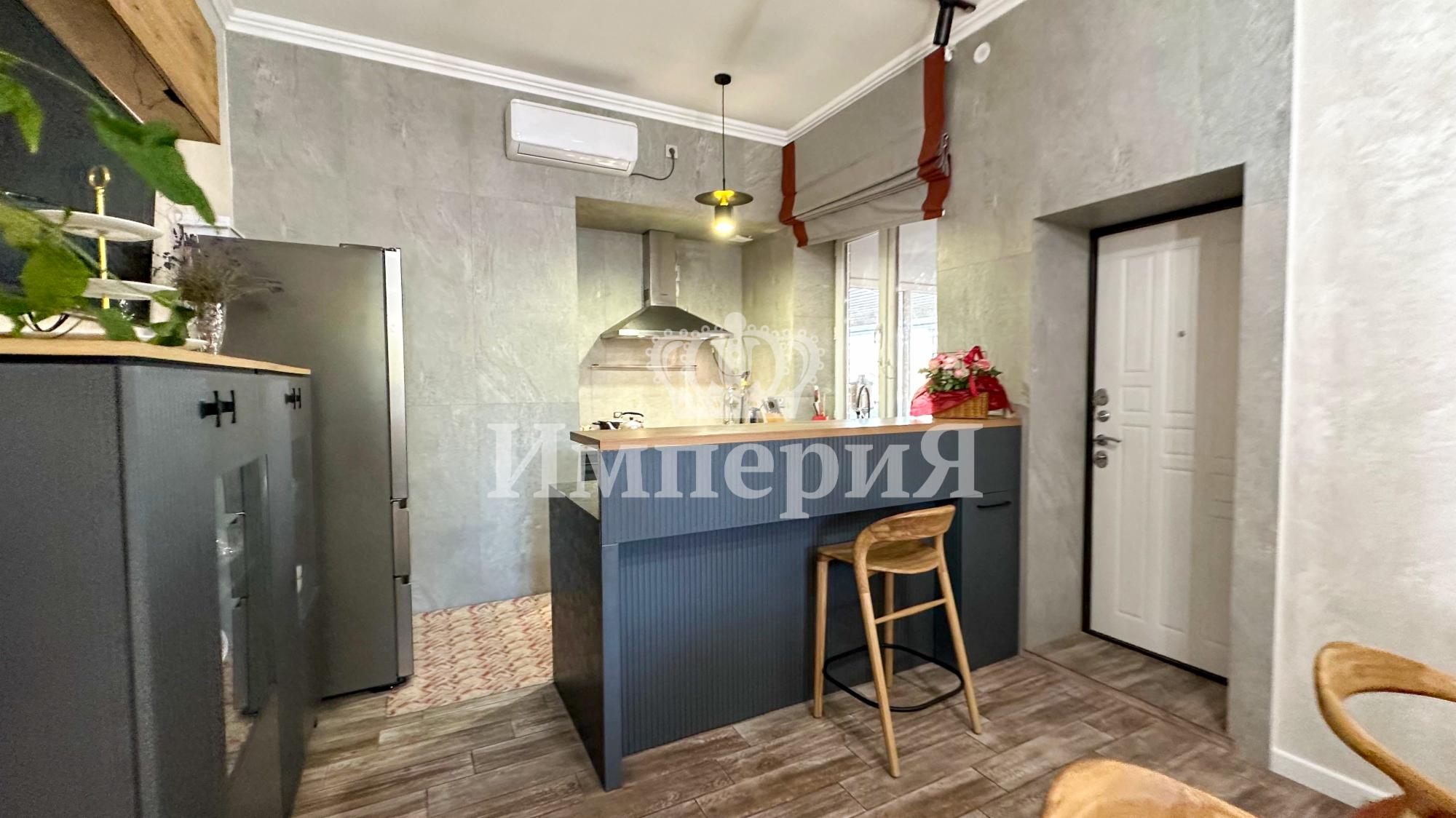 8-комнантный квартира, 326.0 м²,Шыгыс за 140 000 000