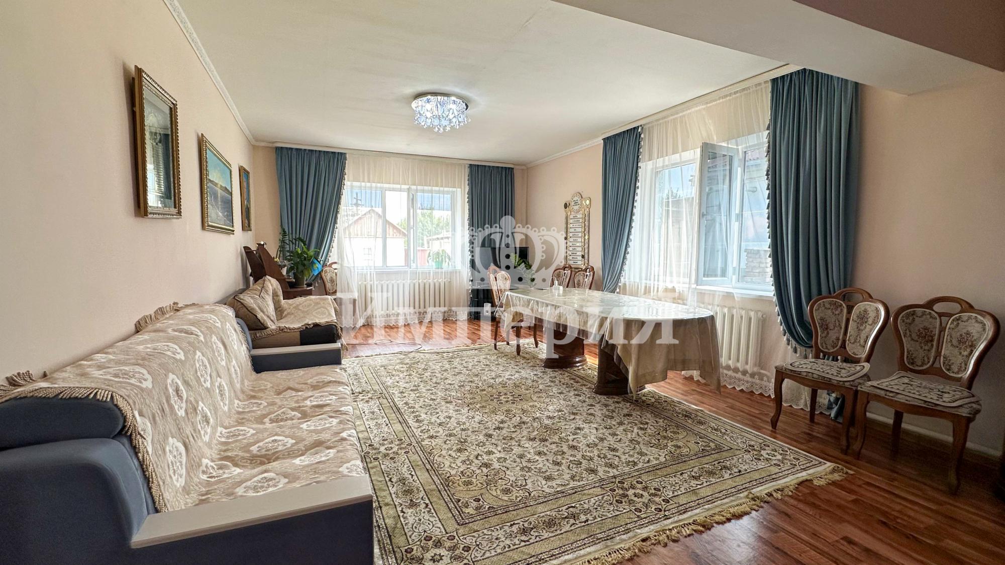 3-комнантный квартира, 165.0 м²,Кадыржанова за 60 000 000