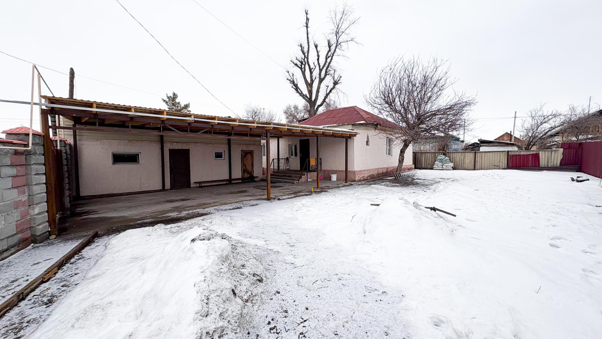 4-комнантный квартира, 74.0 м²,Брусиловского за 22 000 000