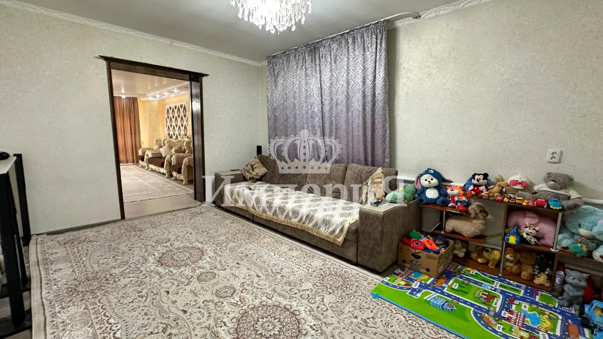 5-комнантный квартира, 137.0 м²,Есенина за 35 000 000