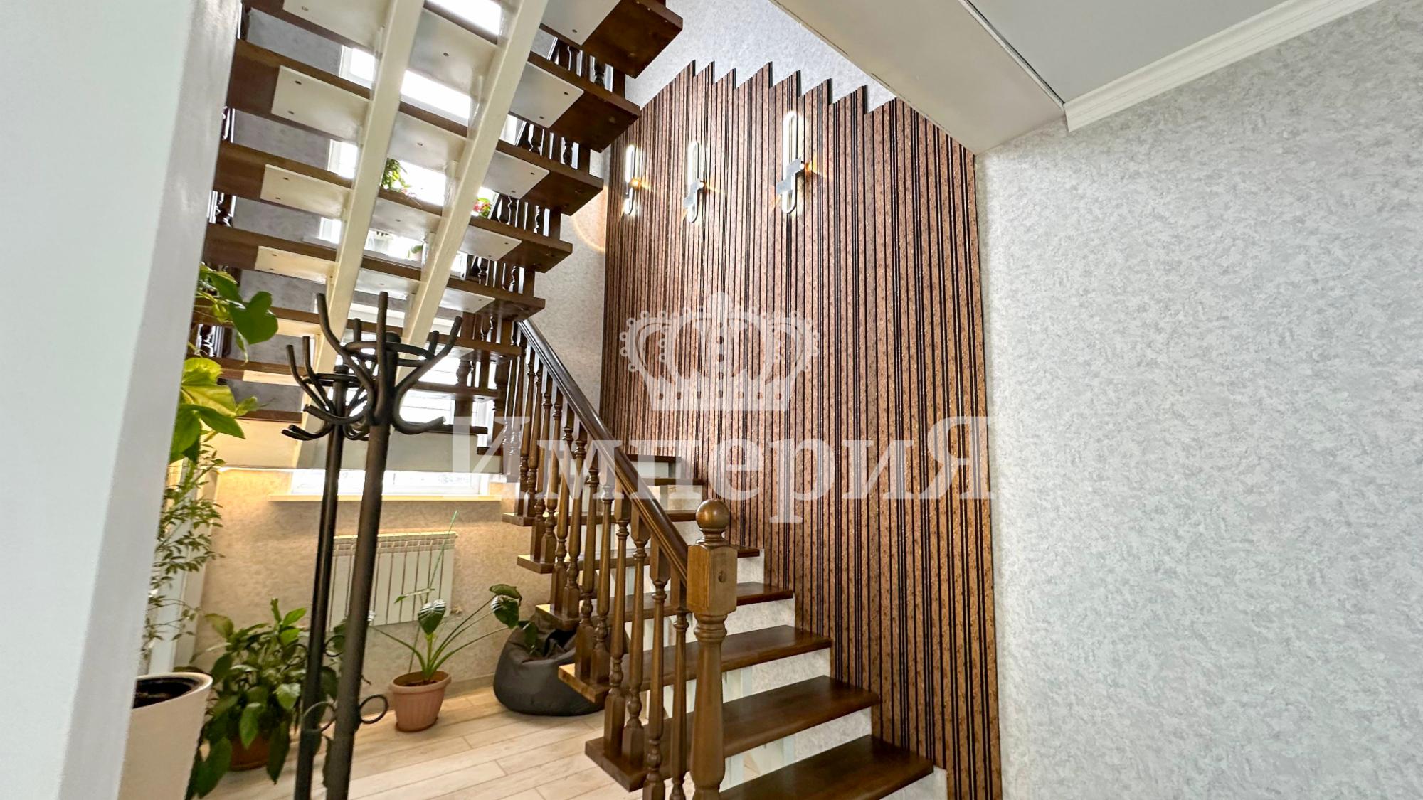 6-комнантный квартира, 310.0 м²,Айтыкова за 135 000 000