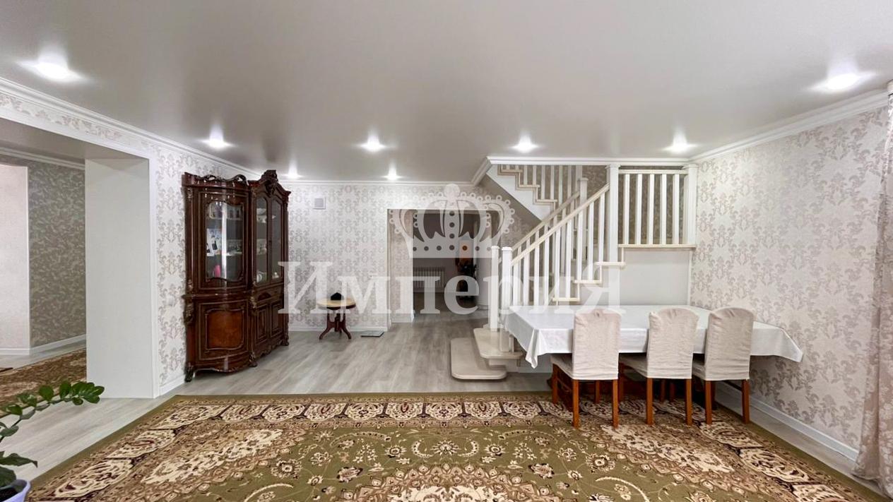 6-комнантный квартира, 216.0 м²,Болашак за 60 000 000