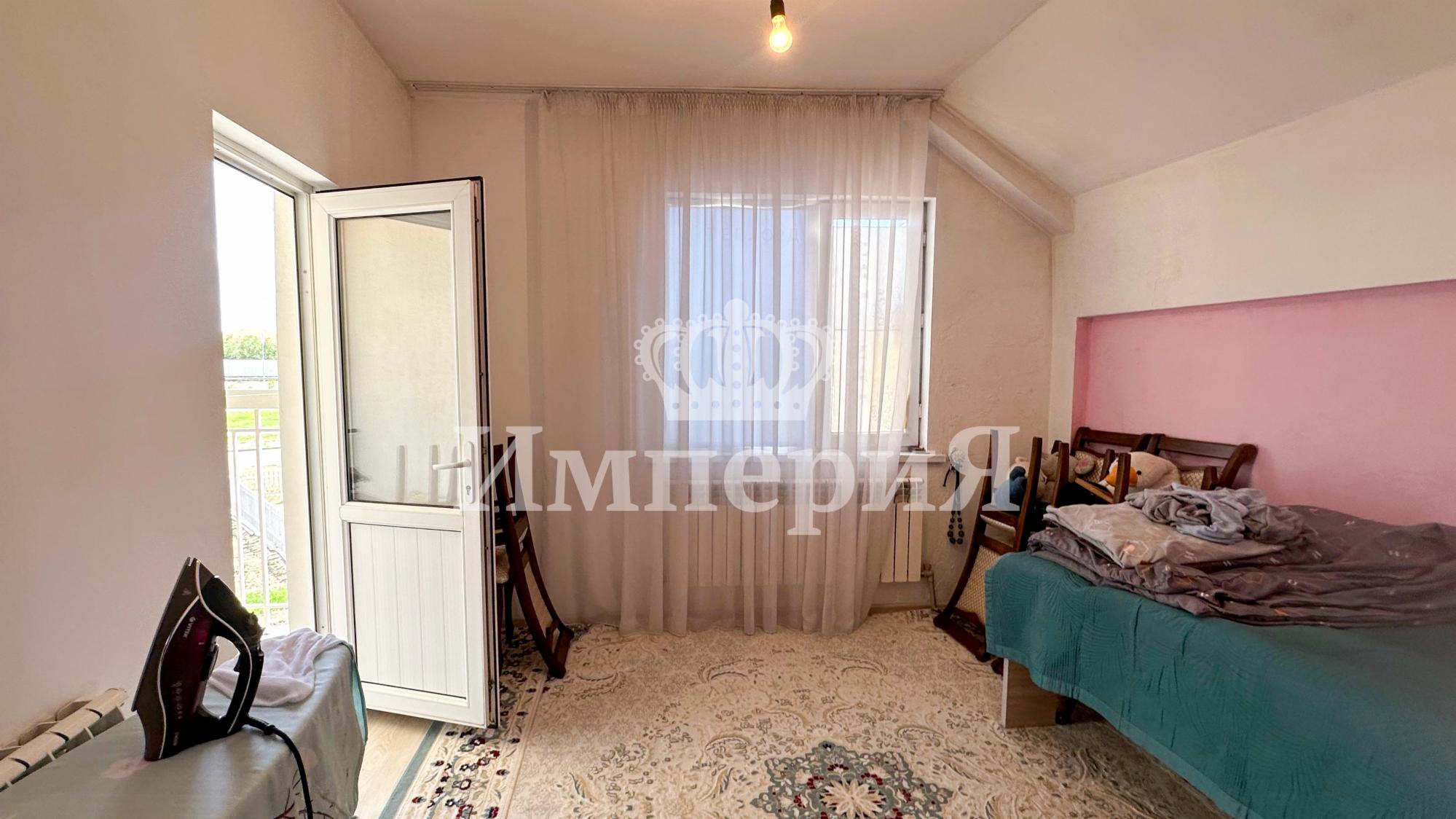 4-комнантный квартира, 145.0 м²,Абая за 30 000 000