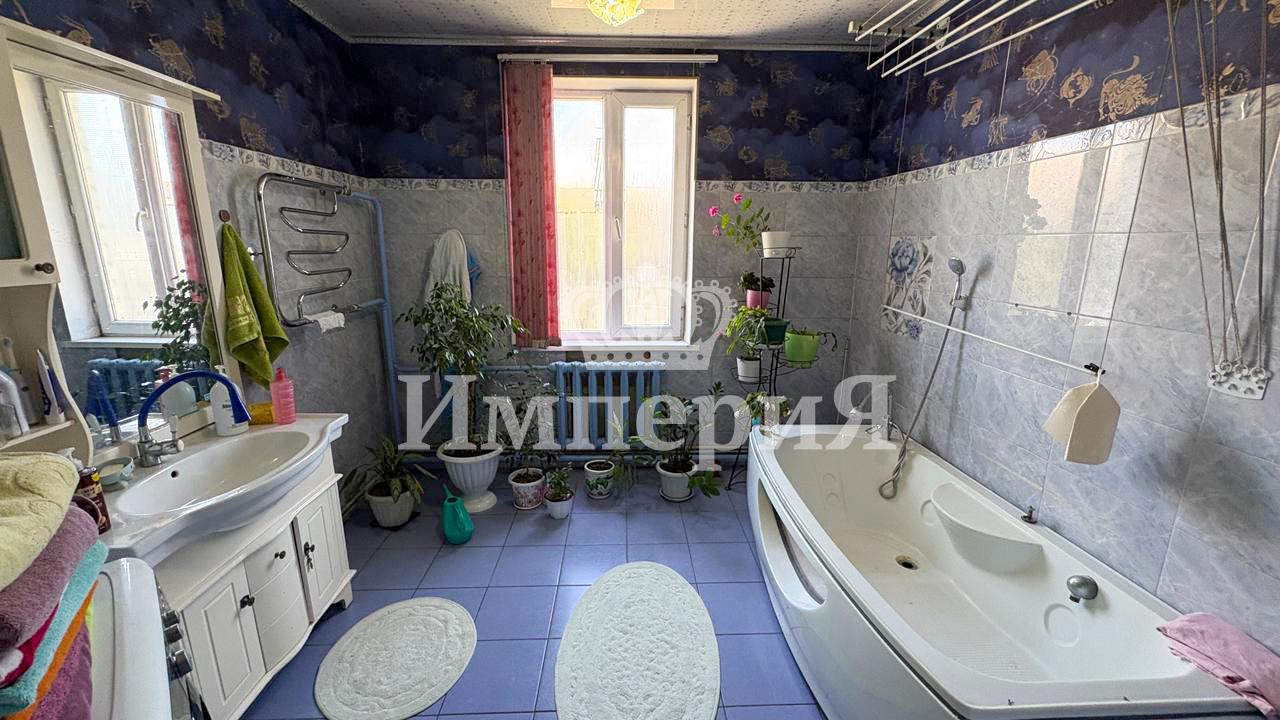 6-комнантный квартира, 184.4 м²,Виноградова за 22 700 000