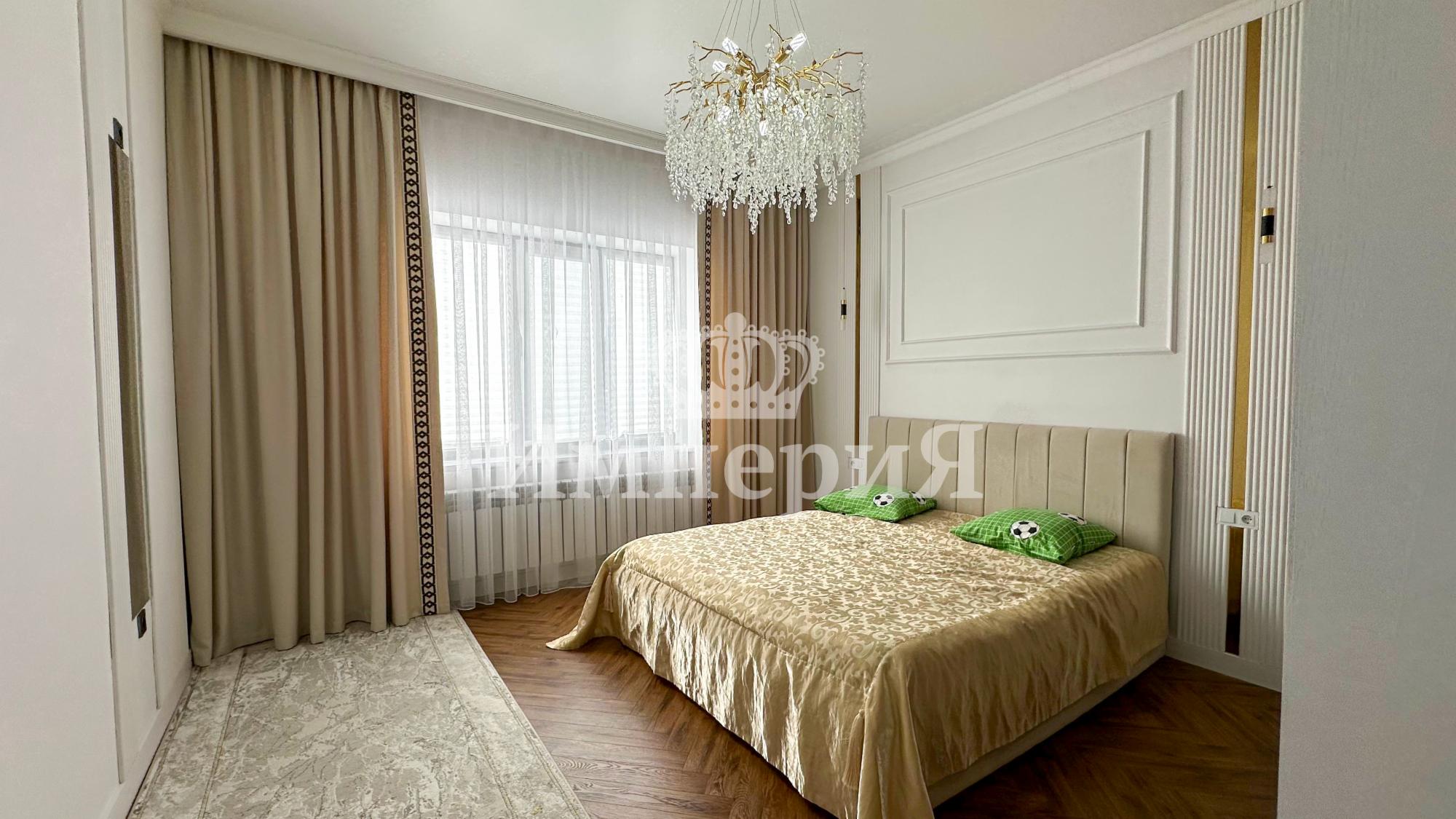 5-комнантный квартира, 203.0 м²,Абылай Хана за 67 000 000