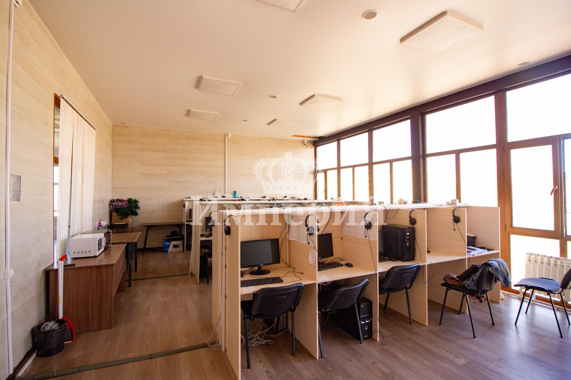 10-комнантный квартира, 327.0 м²,Кунаева за 95 000 000