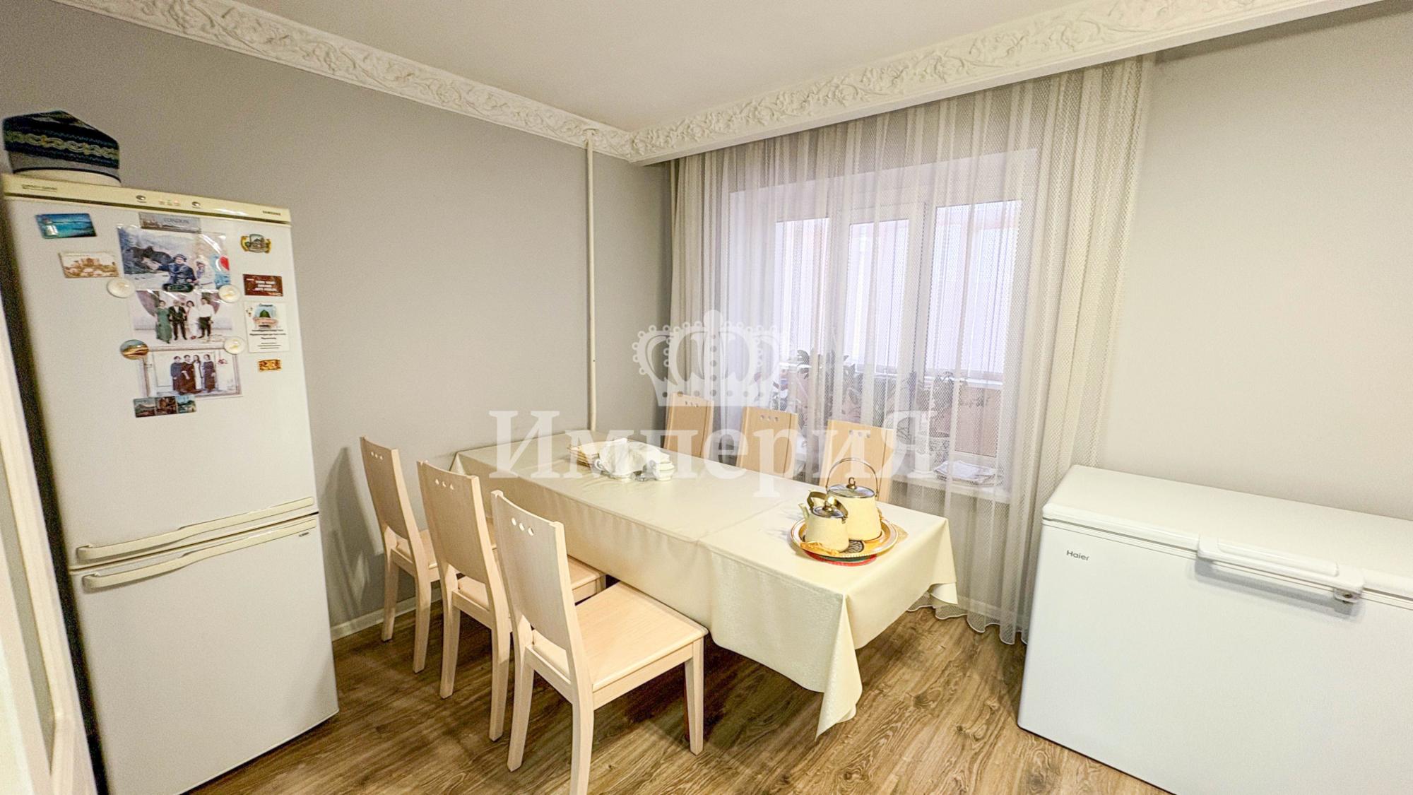 5-комнантная квартира, 150.0 м²,Толебаева за 47 000 000