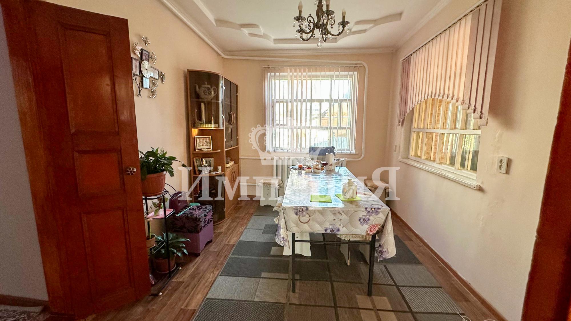 4-комнантный квартира, 123.0 м²,Репина за 22 700 000