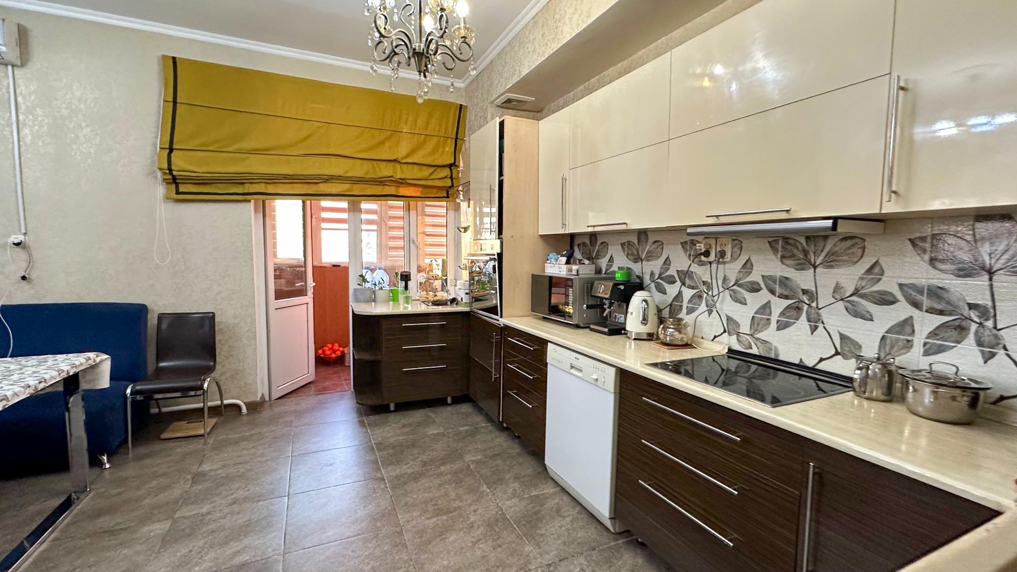 5-комнантная квартира, 168.0 м²,Назарбаева за 50 000 000