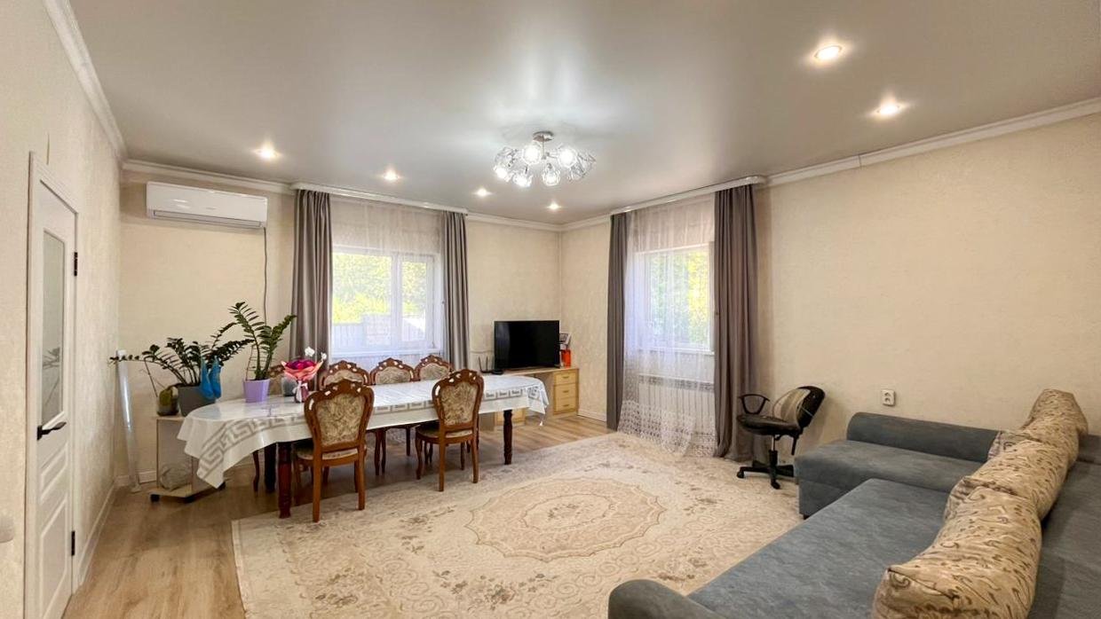 4-комнантный квартира, 160.0 м²,Асановой за 55 000 000
