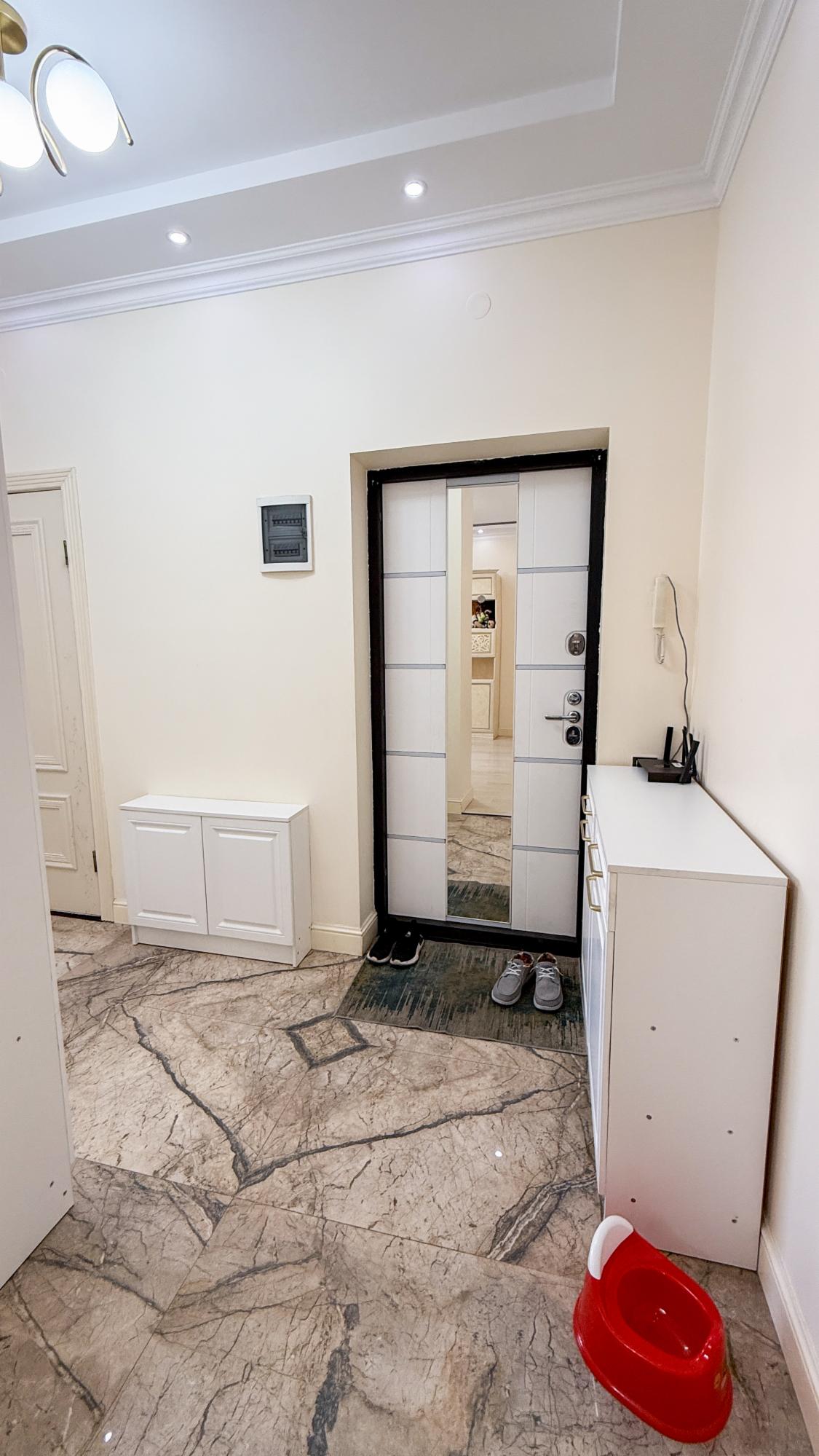 2-комнантная квартира, 80.0 м²,Абжалиева за 55 000 000