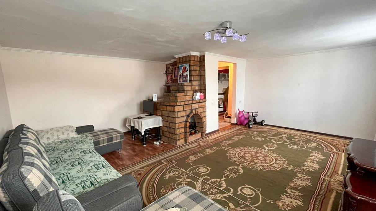 4-комнантный квартира, 120.0 м²,Виноградова за 17 000 000