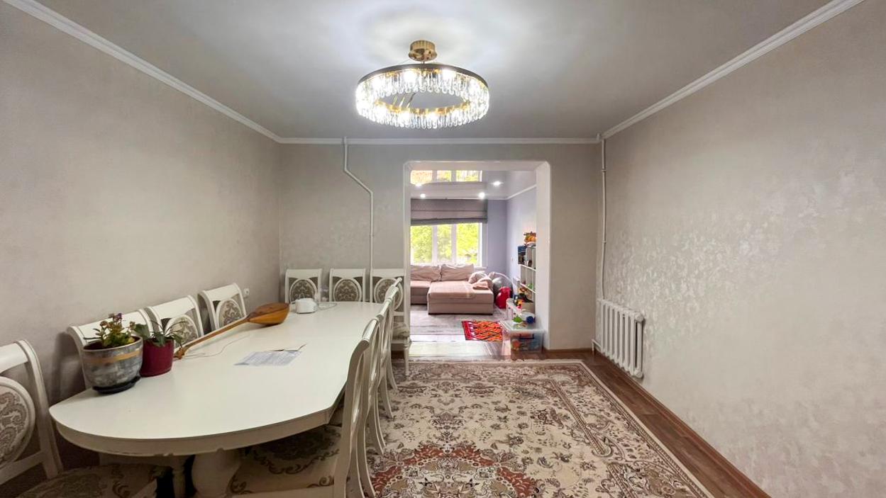 5-комнантная квартира, 98.0 м²,Назарбаева за 34 000 000